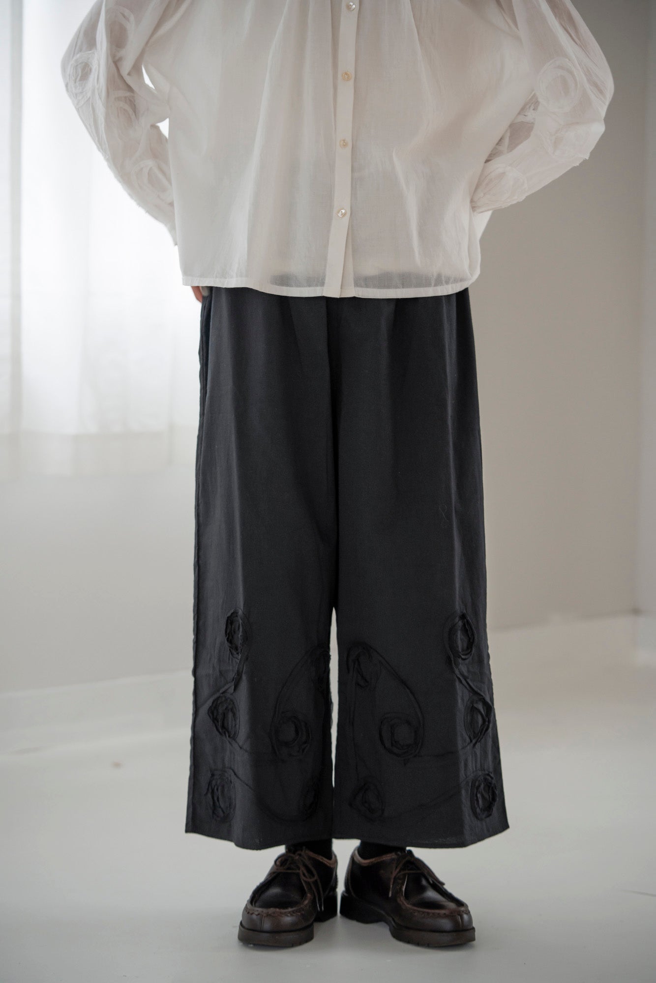 YARRA INDIAドットテープ刺繍パンツ YR-1545-209