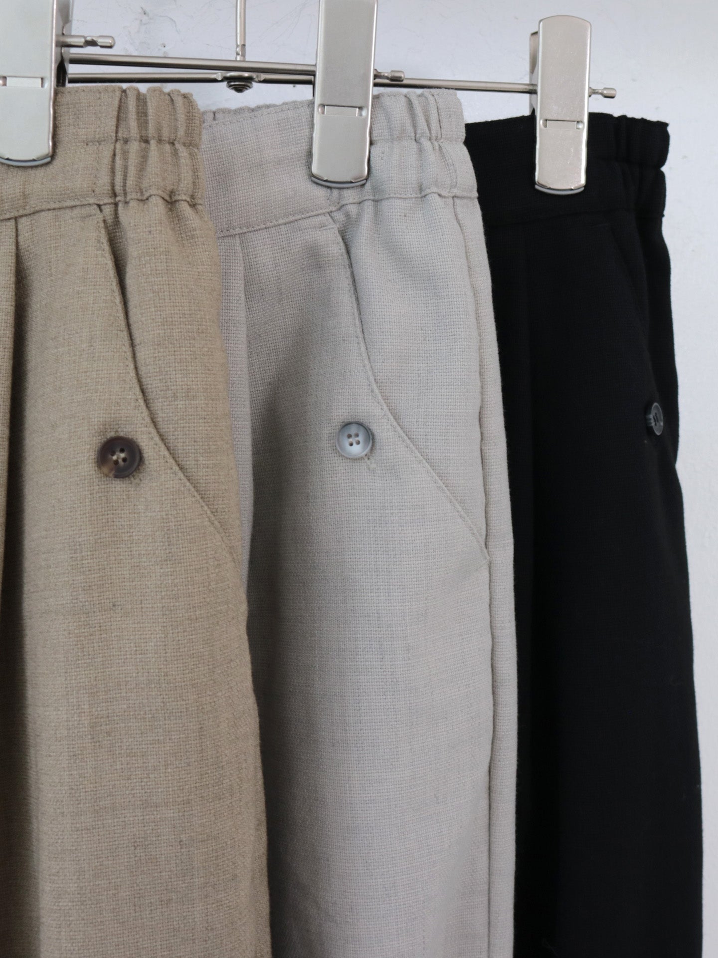 doux bleu T/R ワイドタックパンツ DB-2525-047
