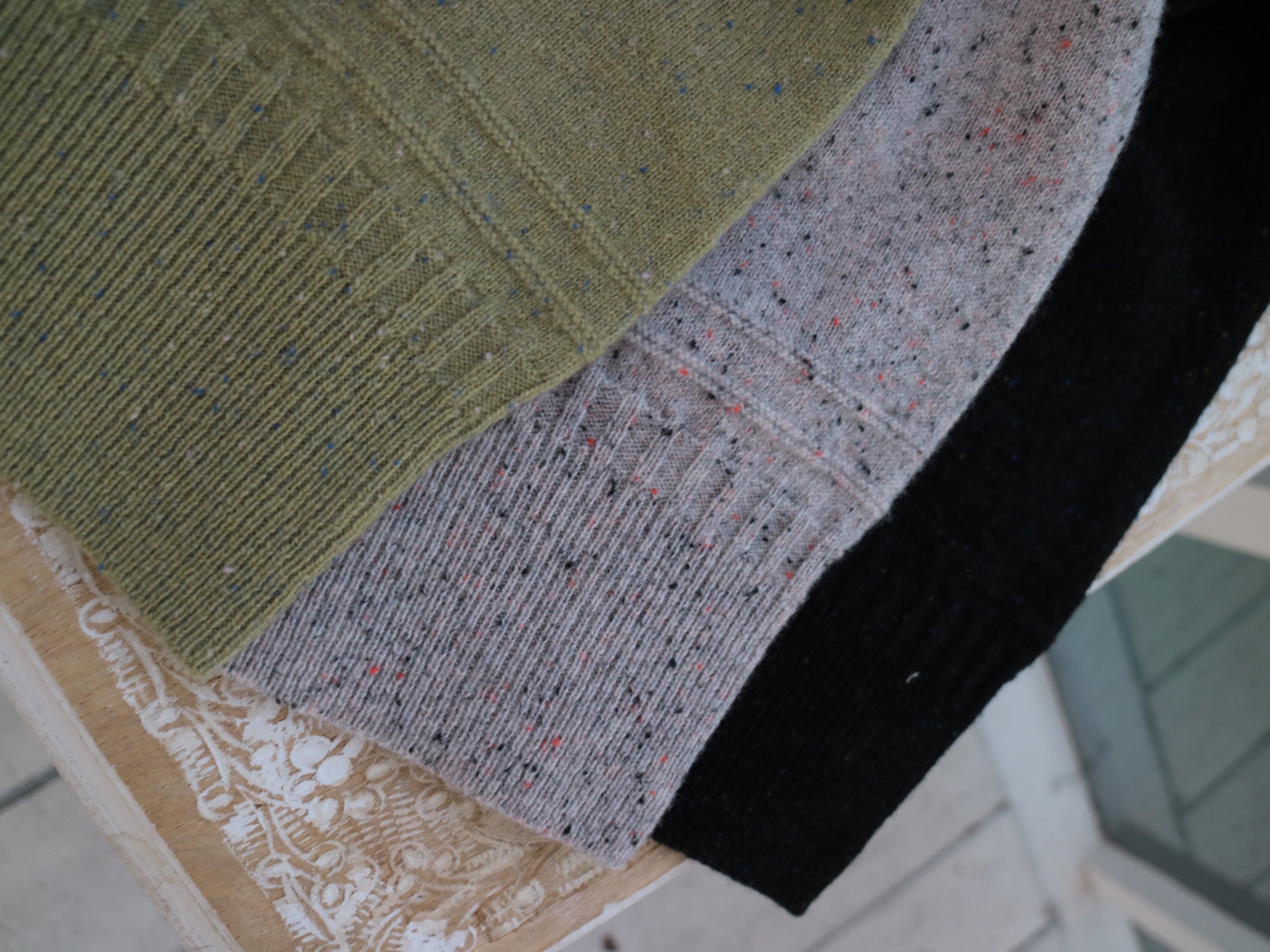 YARRA NEU カラーネップメリノニットカーディガン NU-5552-420