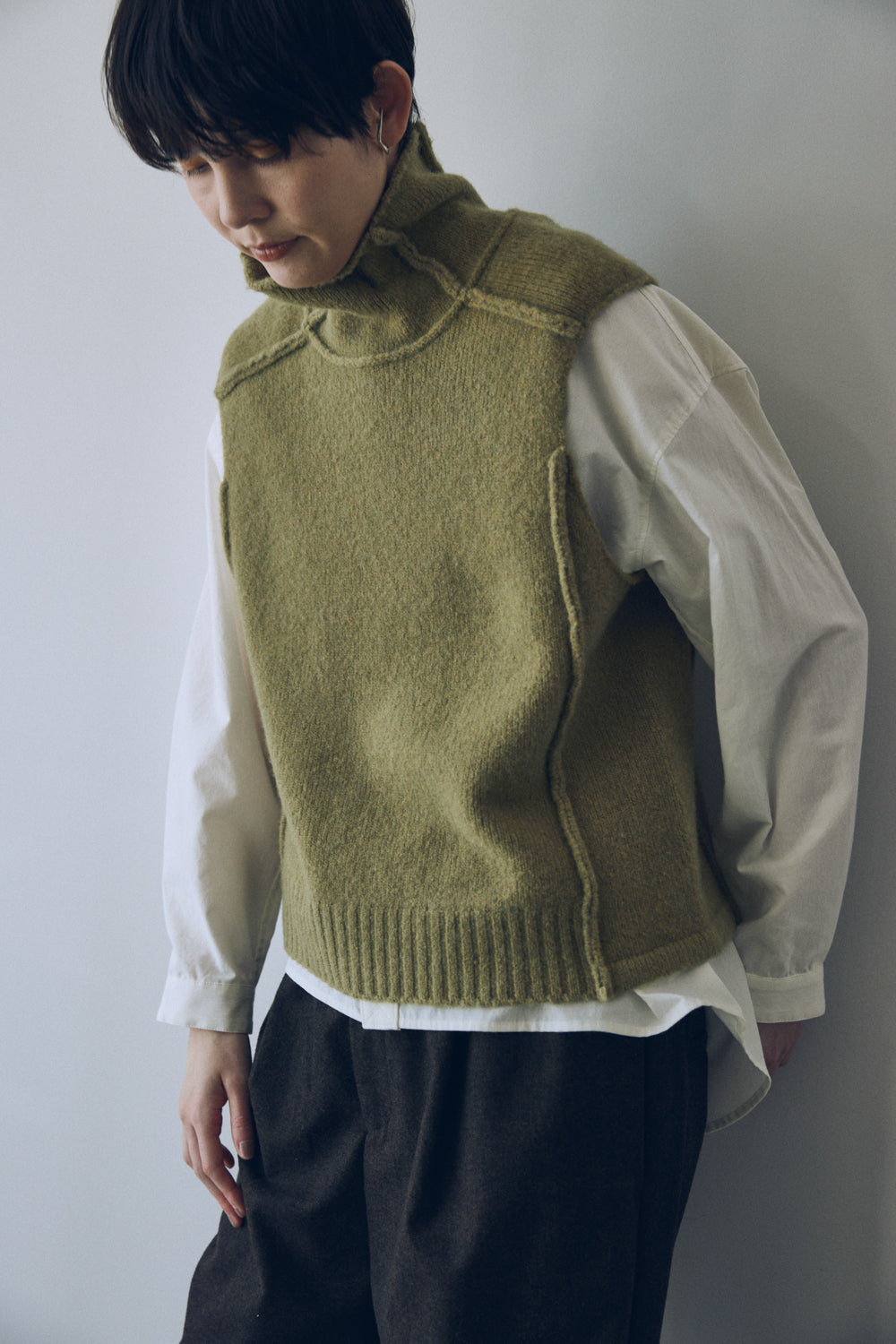 YARRA NEU ヤク混ハイネックニットベスト NU-5552-419