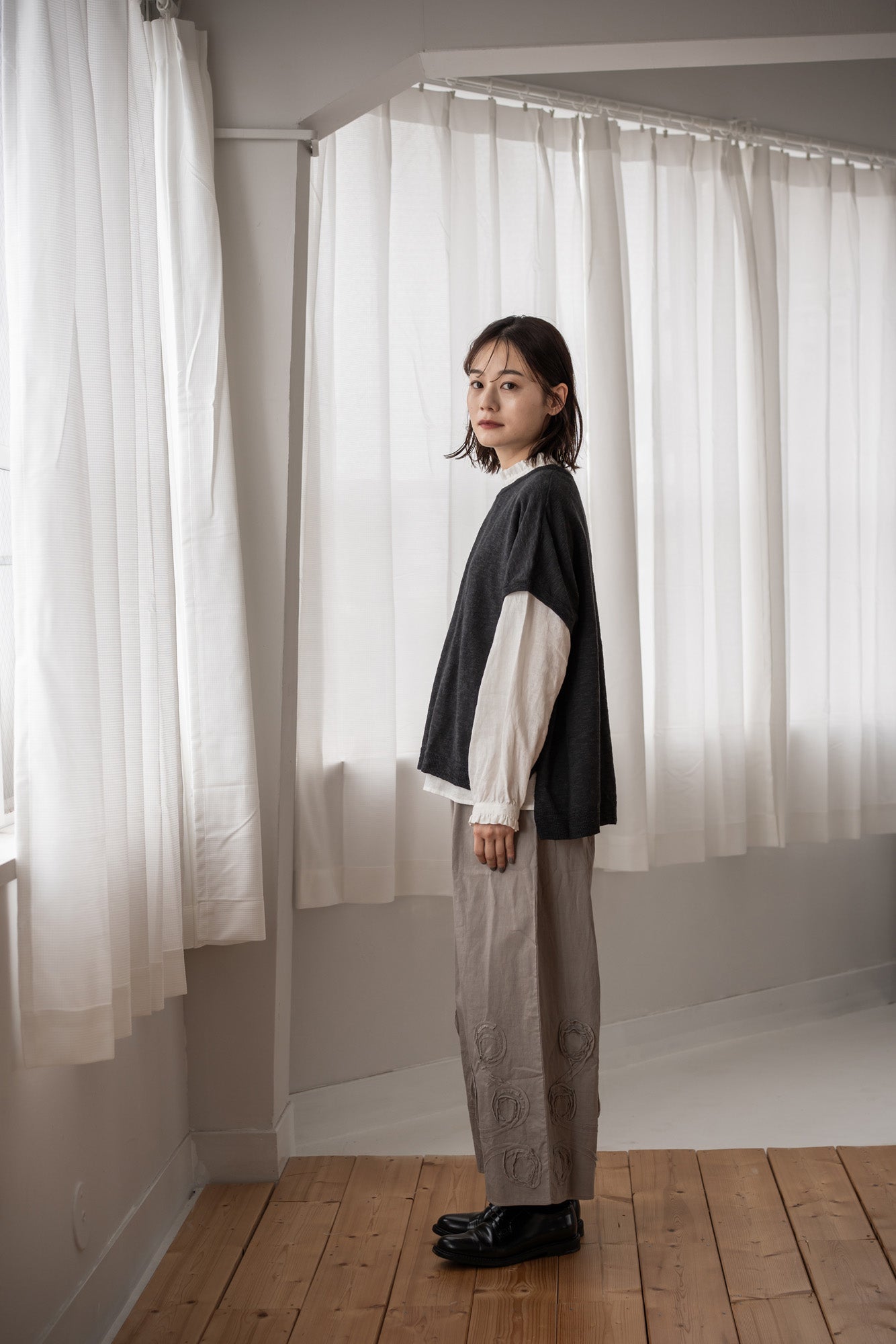 YARRA リネンコットンスリットニットベスト YR-1548-204