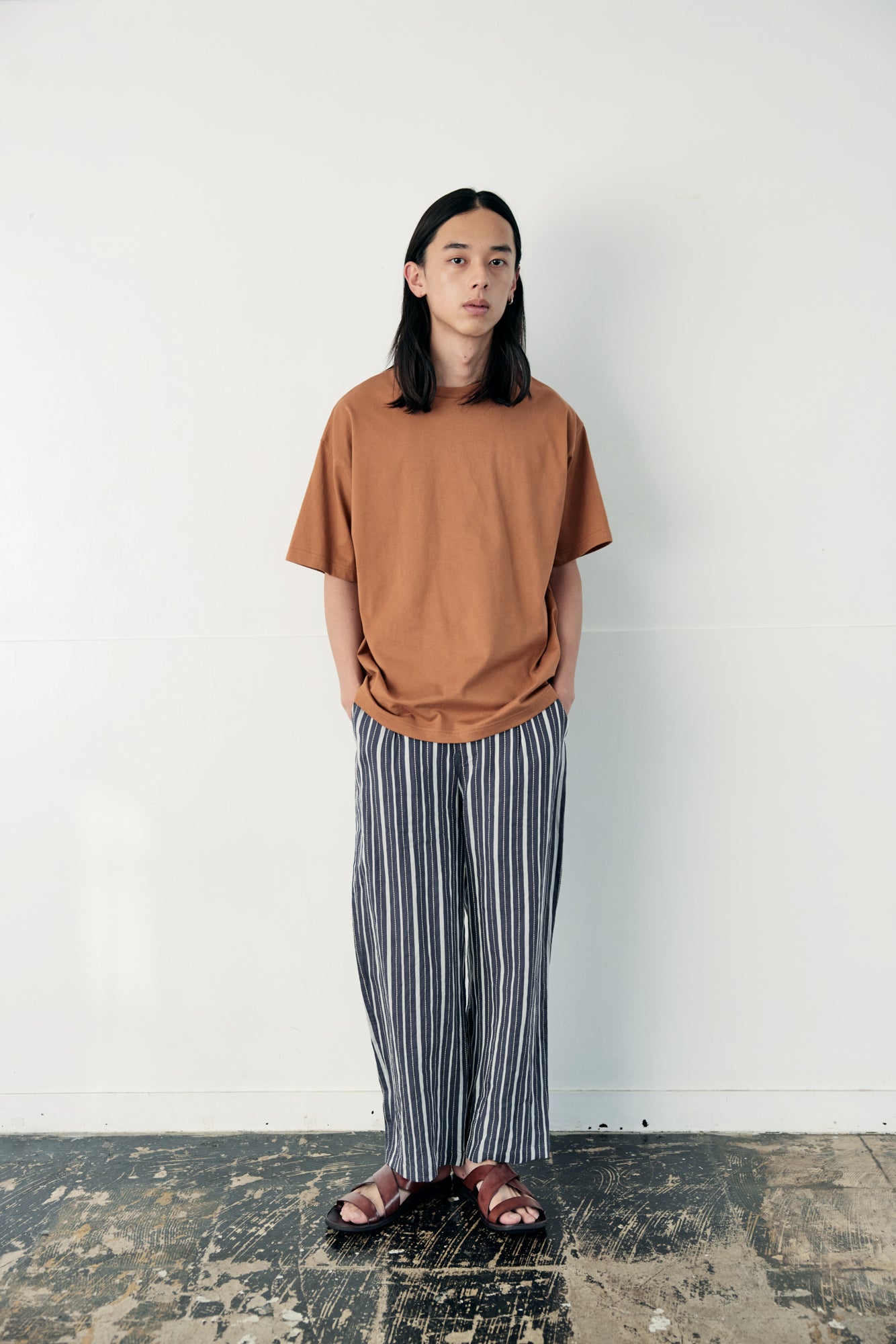 YARRA NEU 綿麻ストライプストレートPT NU-5525-444