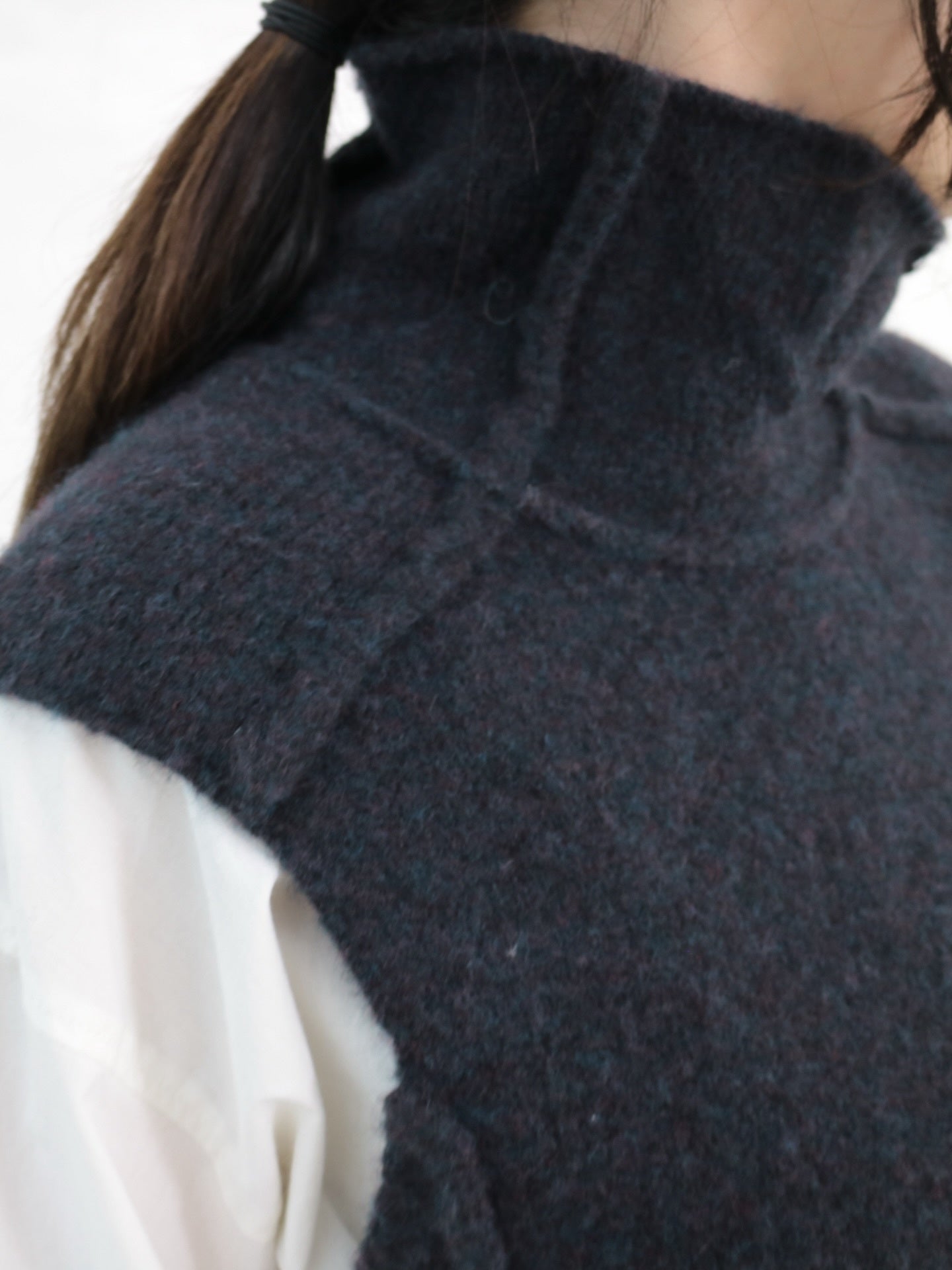 YARRA NEU ヤク混ハイネックニットベスト NU-5552-419