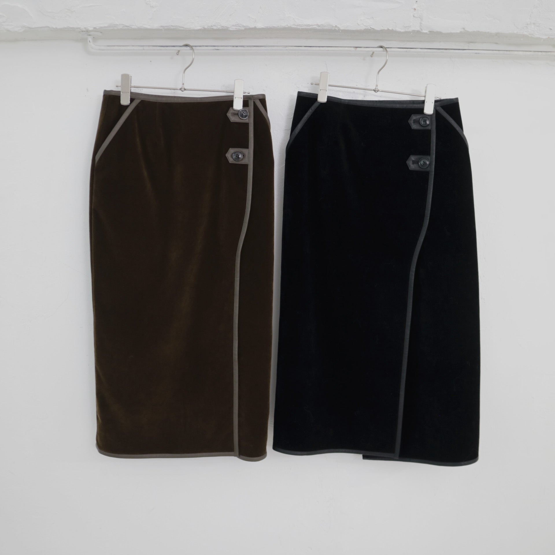 doux bleu ベロアパイピングスカート DB-2456-063