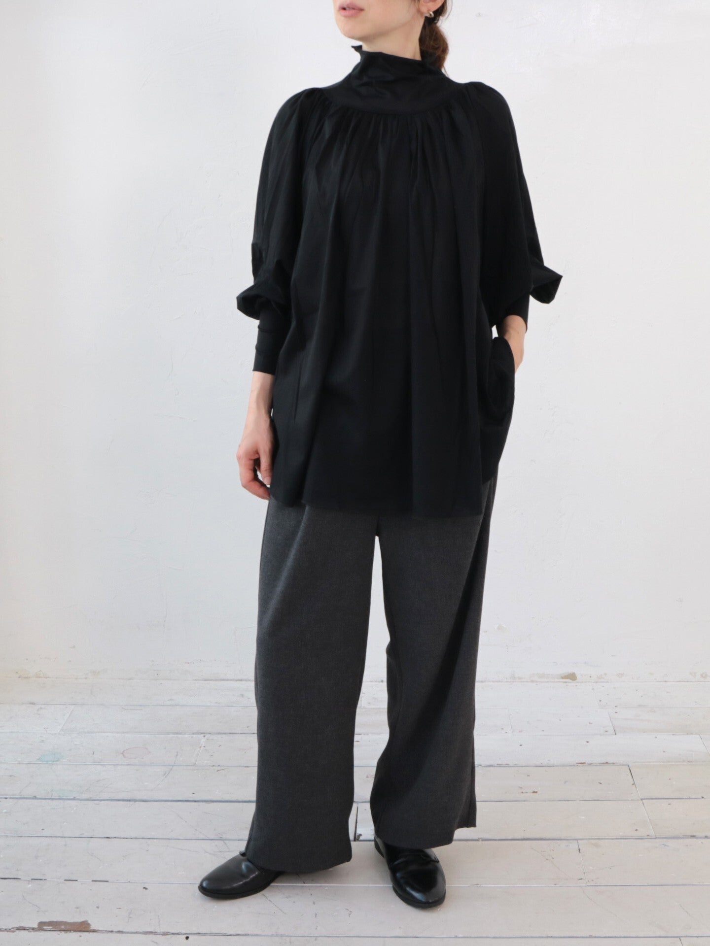 doux bleu タートルギャザーブラウス DB-2611-001