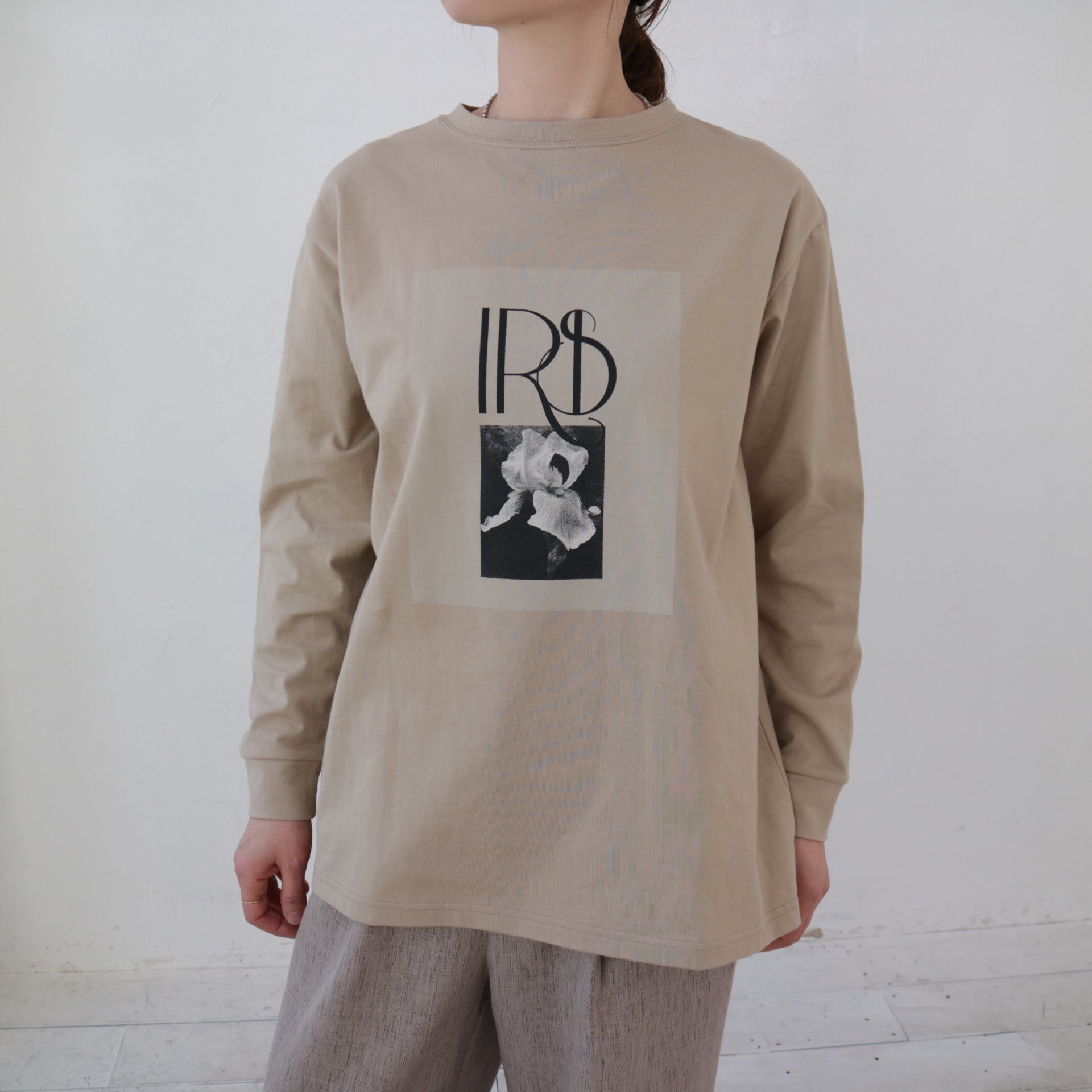 doux bleu グラフィックプリントTシャツ DB-2441-033