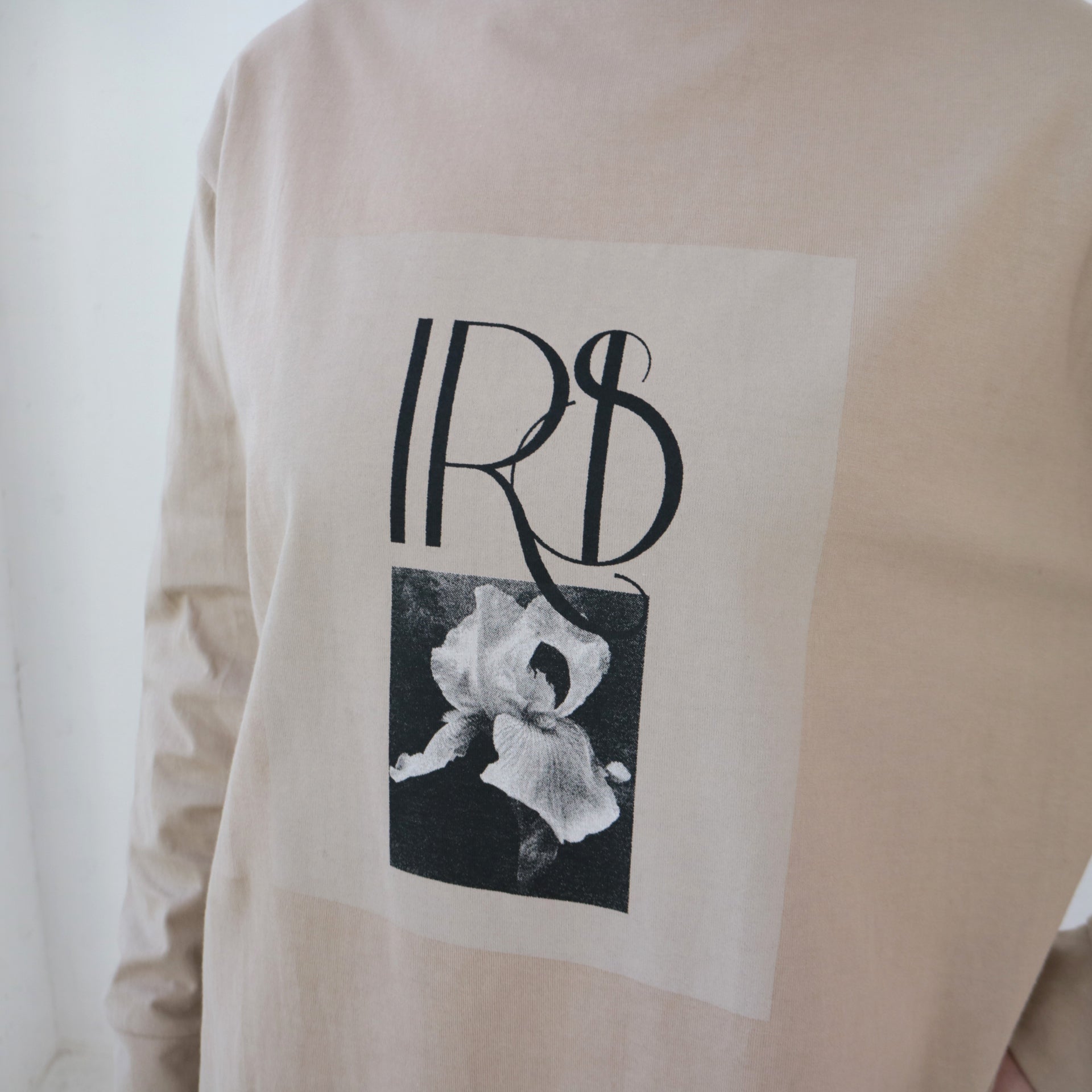 doux bleu グラフィックプリントTシャツ DB-2441-033