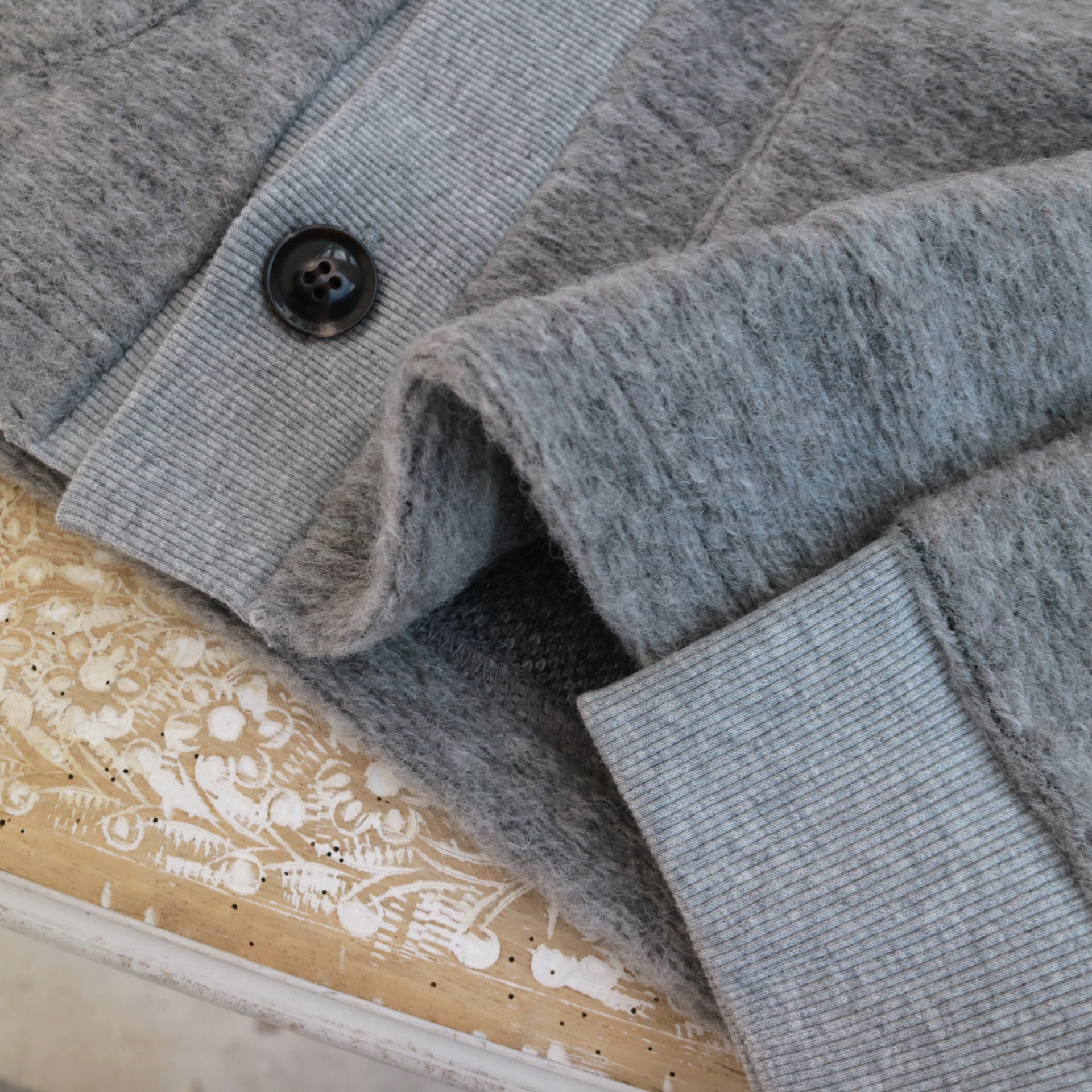 YARRA NEU Italyウール混カットカーディガン NU-5441-403