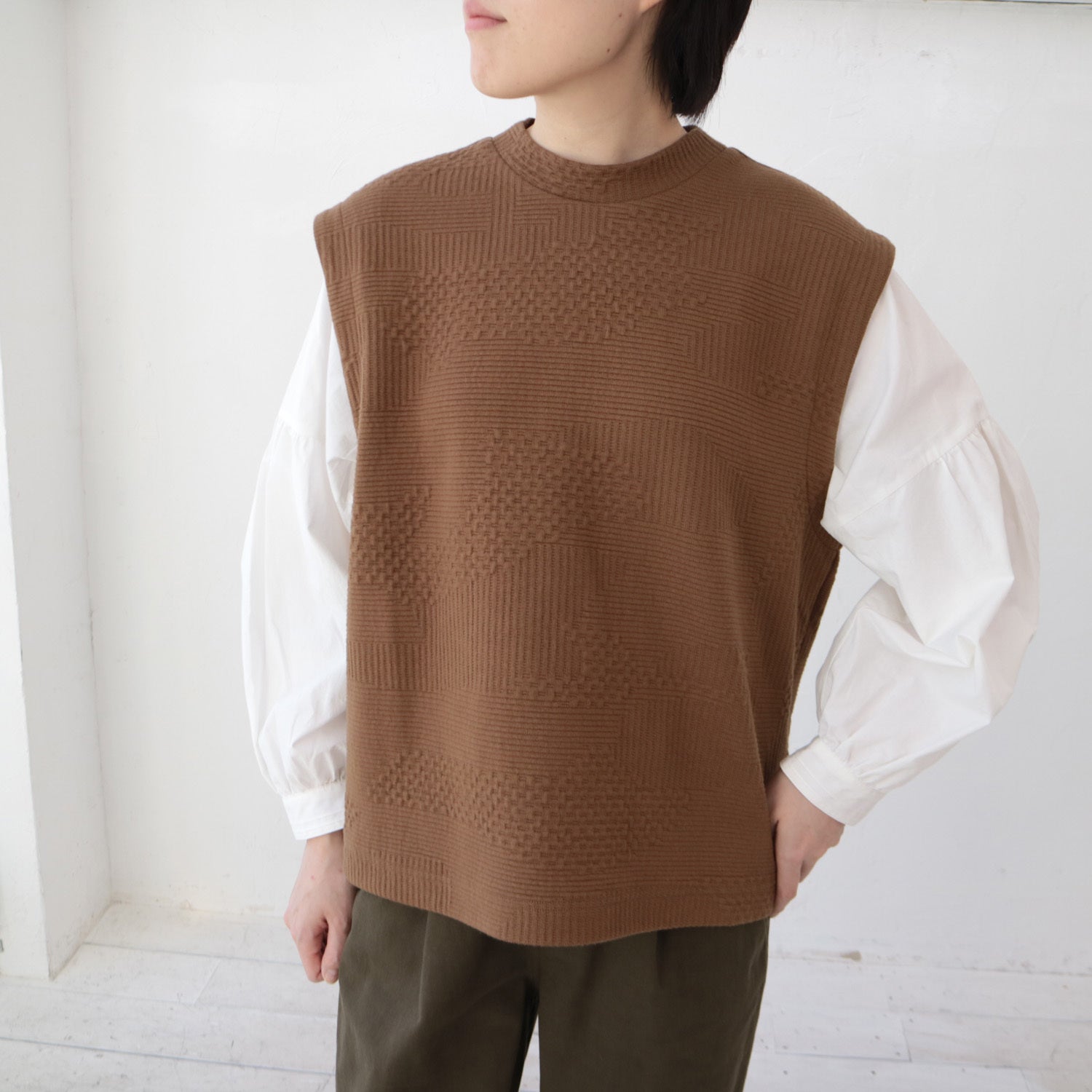 YARRA NEU 布帛コンビベスト風トップス NU-5441-404