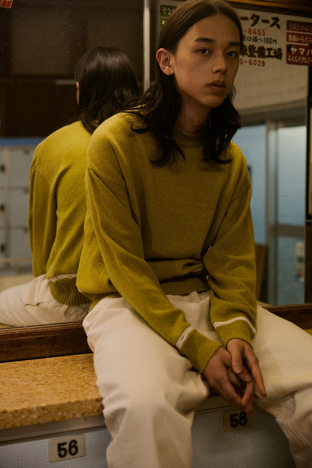 YARRA NEU カシミヤ混配色丸首ニットプルオーバー NU-5442-407