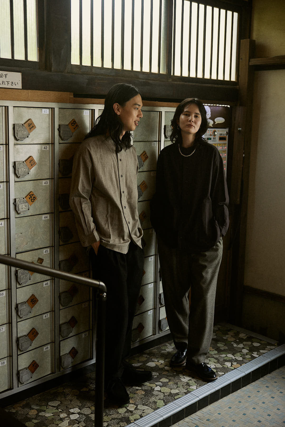 YARRA NEU ウール混テーパードパンツ NU-5455-431