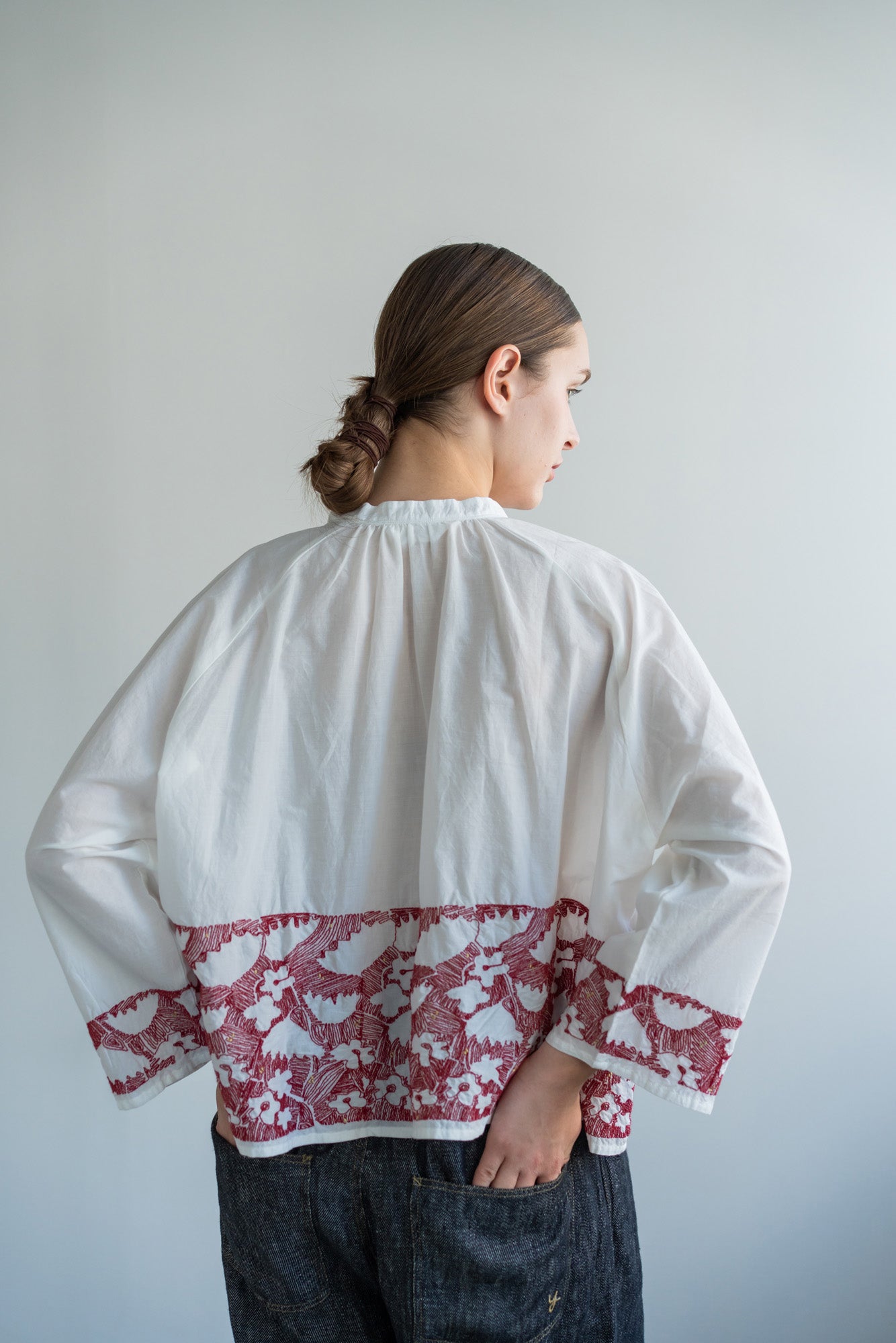 YARRA INDIAハイカウント刺繍ブラウス YR-1613-240