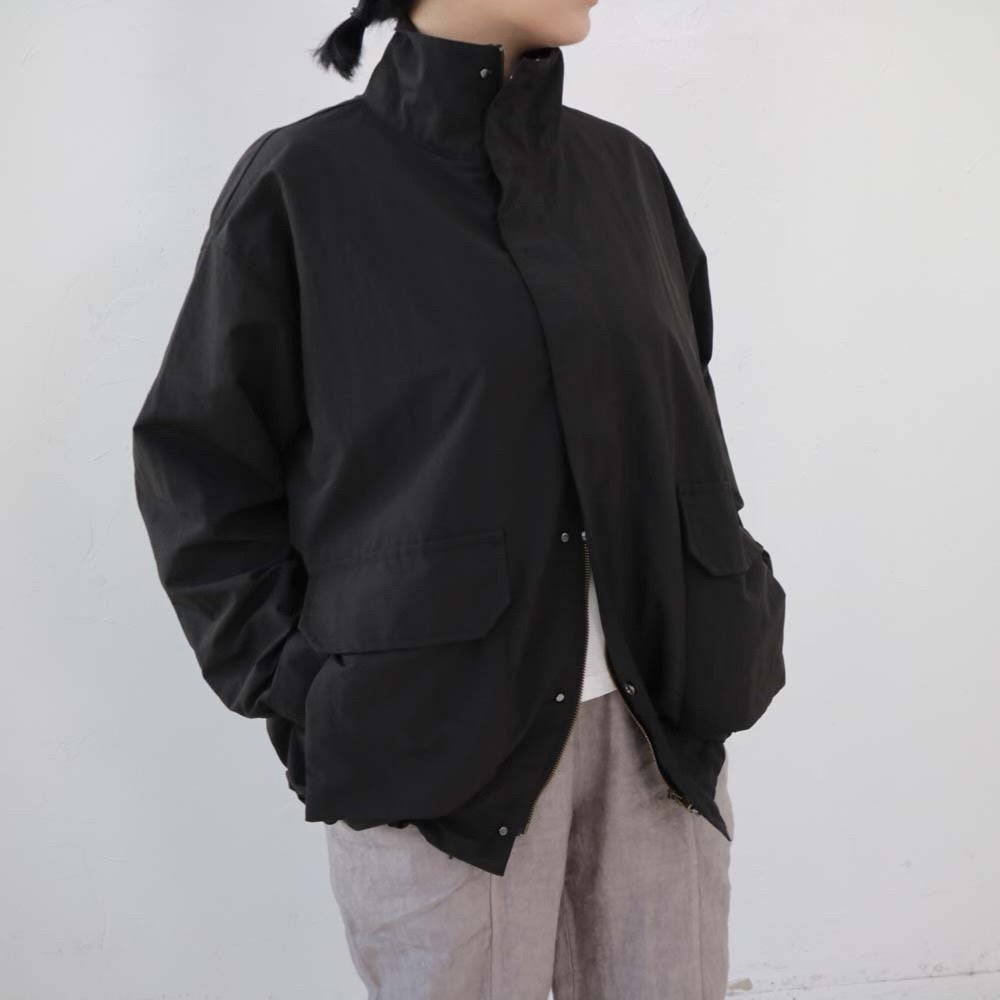 YARRA NEU スタンドカラーナイロンアウター NU-5417-420