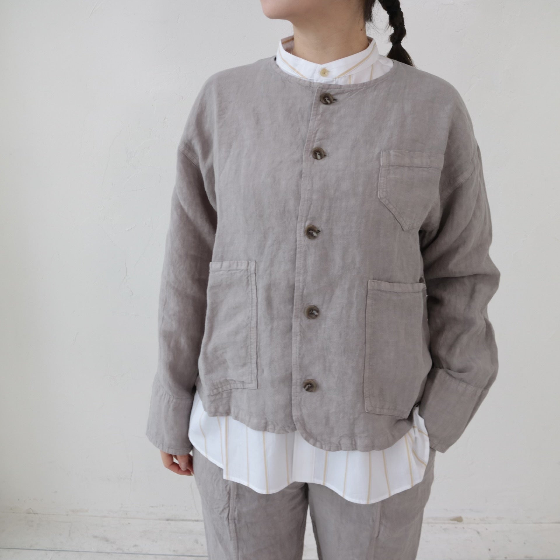YARRA NEU ノーカラーリネンジャケット NU-5417-411