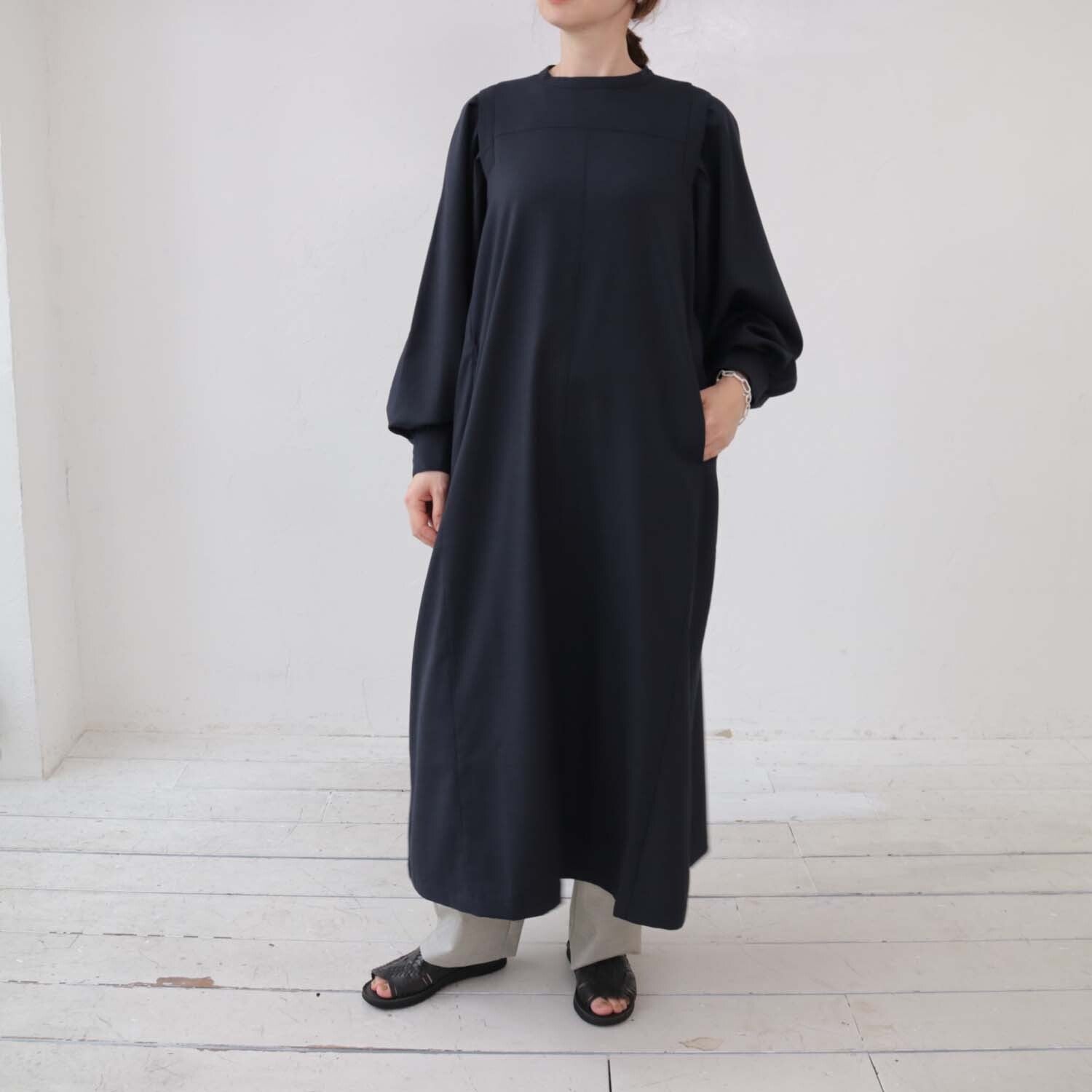 doux bleu スタンドカラーAラインワンピース DB-2414-004