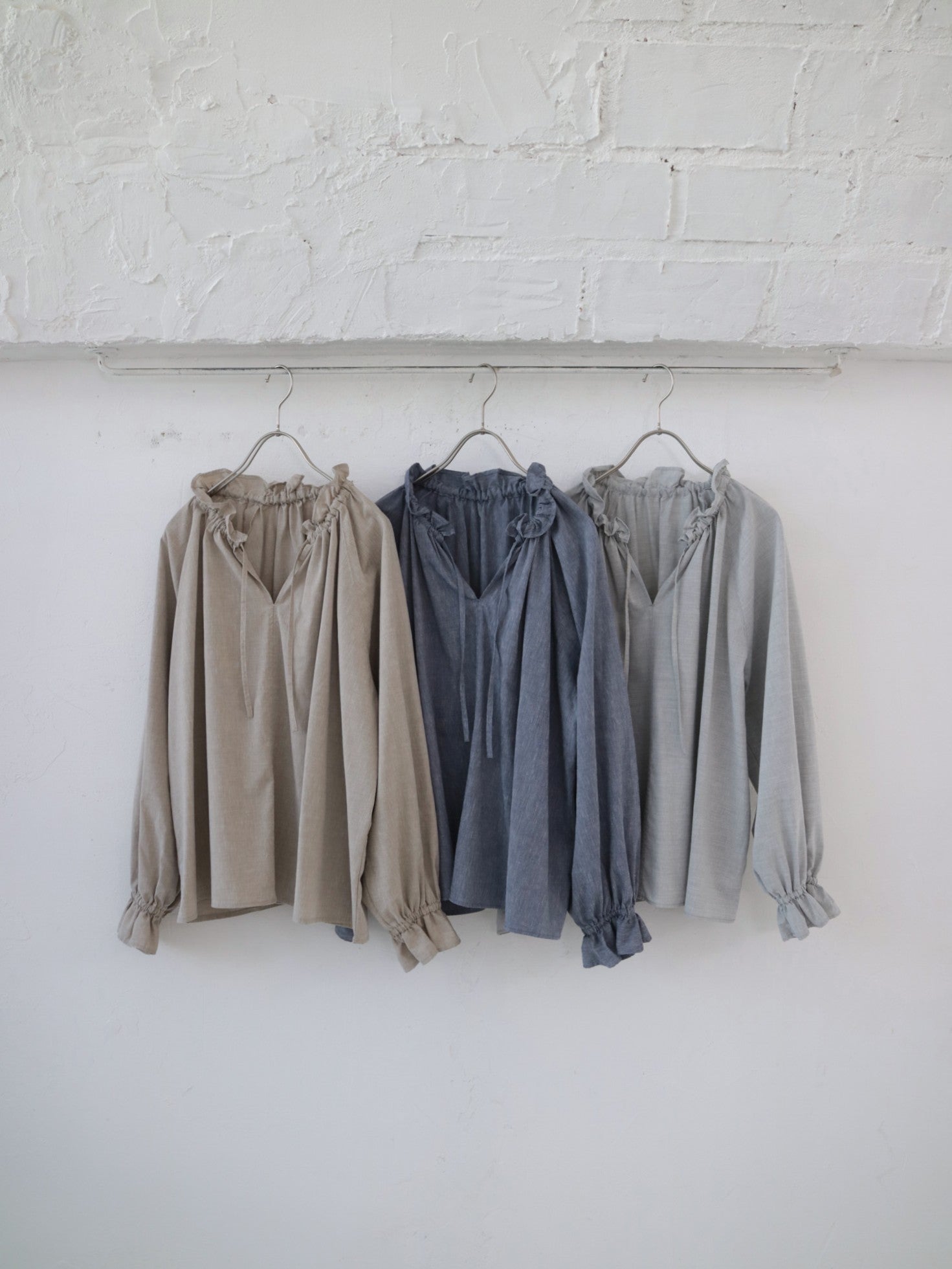 YARRA ミニフリルスキッパーブラウス YR-1613-212