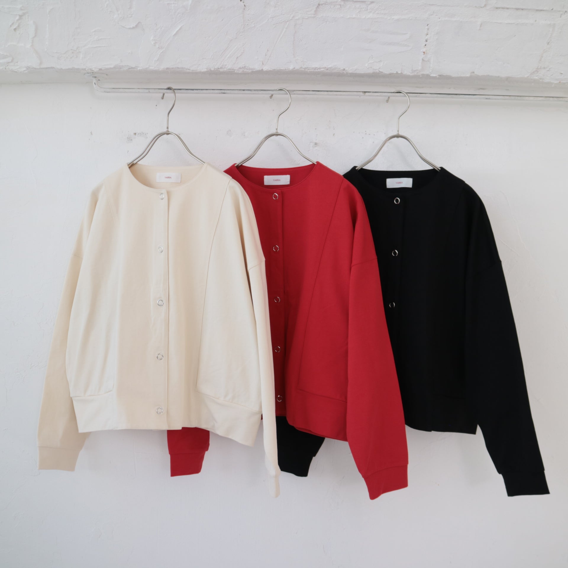 YARRA ドットボタンカットカーディガン YR-1441-213