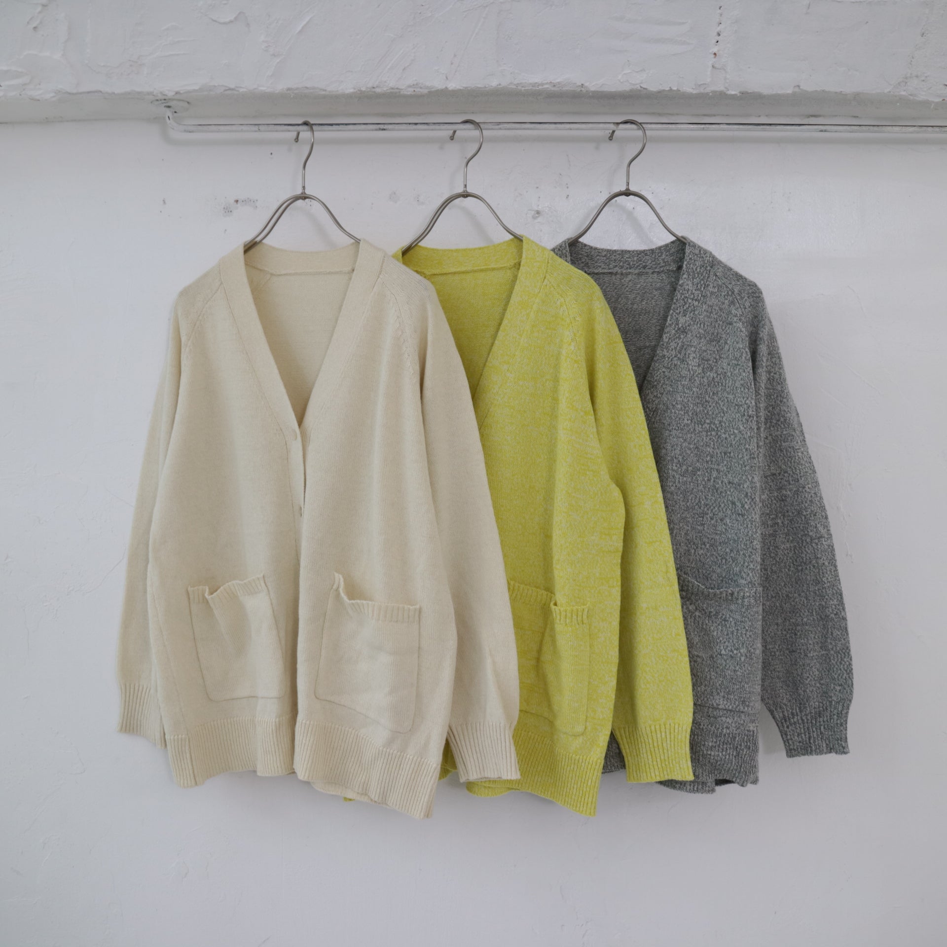 YARRA 撚り杢Vネックカーディガン YR-1442-215