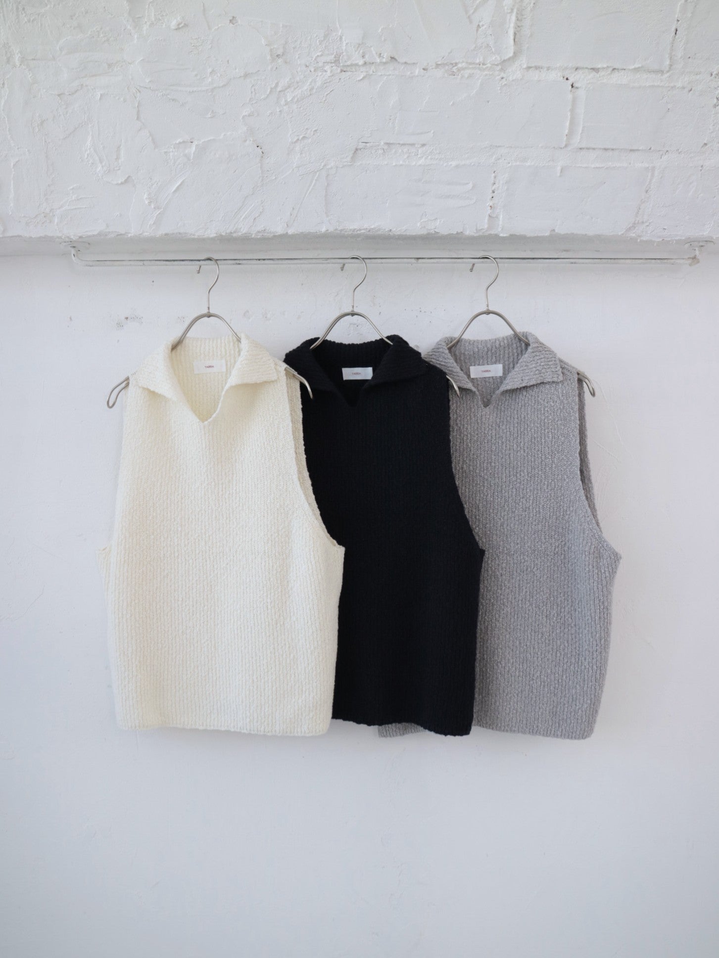 YARRA 折り返しカラーニットベスト YR-1618-234