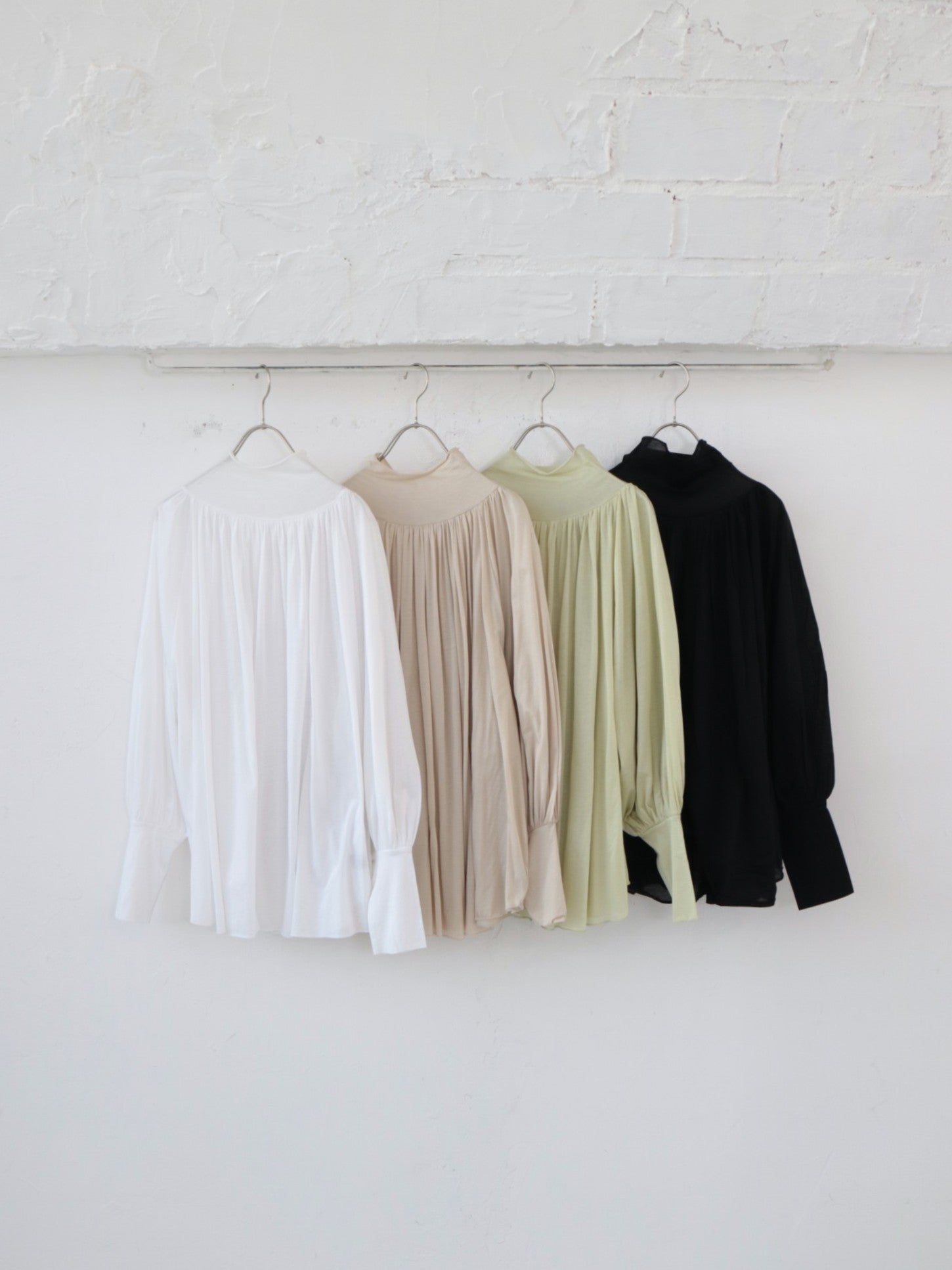 doux bleu タートルギャザーブラウス DB-2611-001