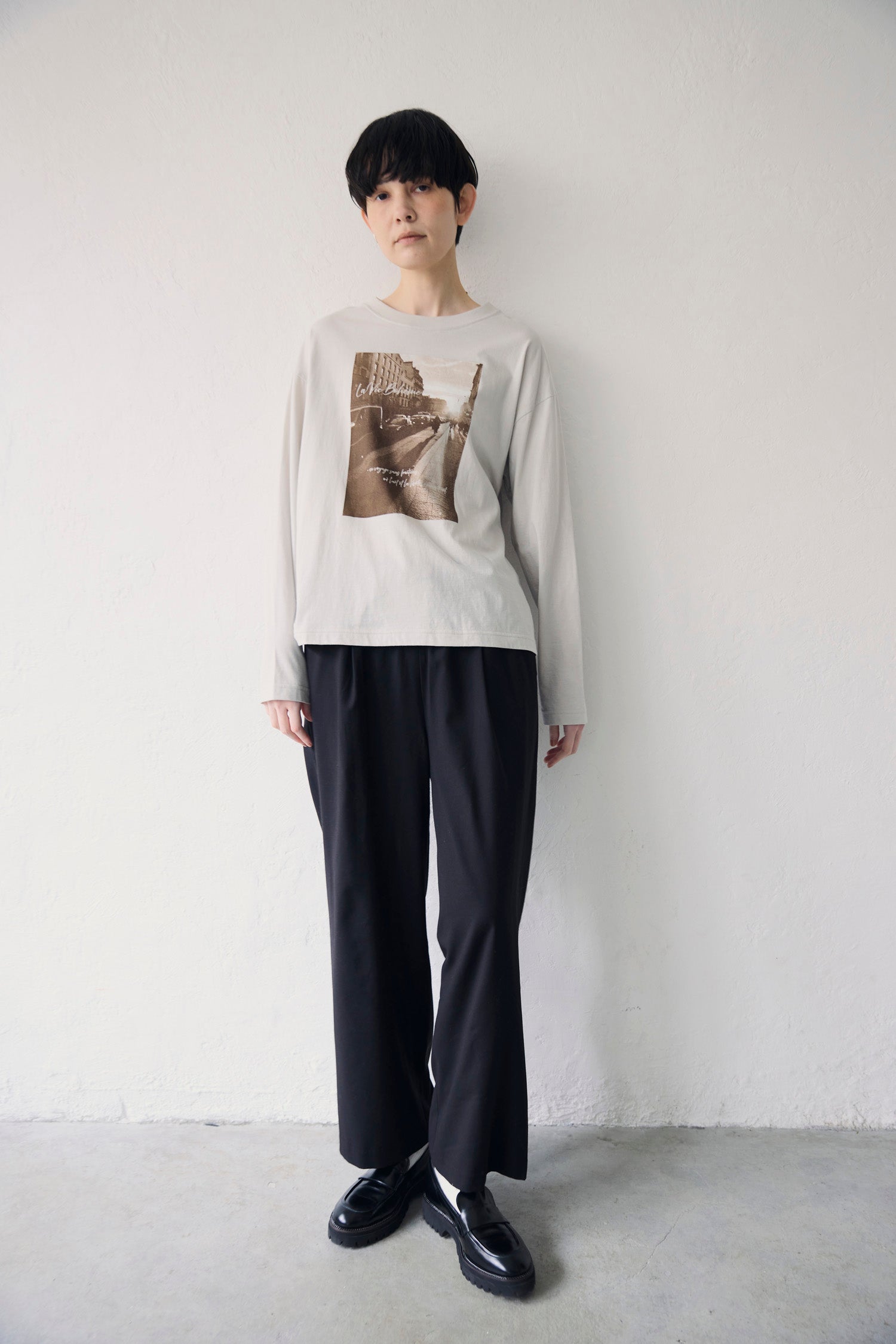 YARRA NEU eveningフォトプリントロングTシャツ NU-5641-402