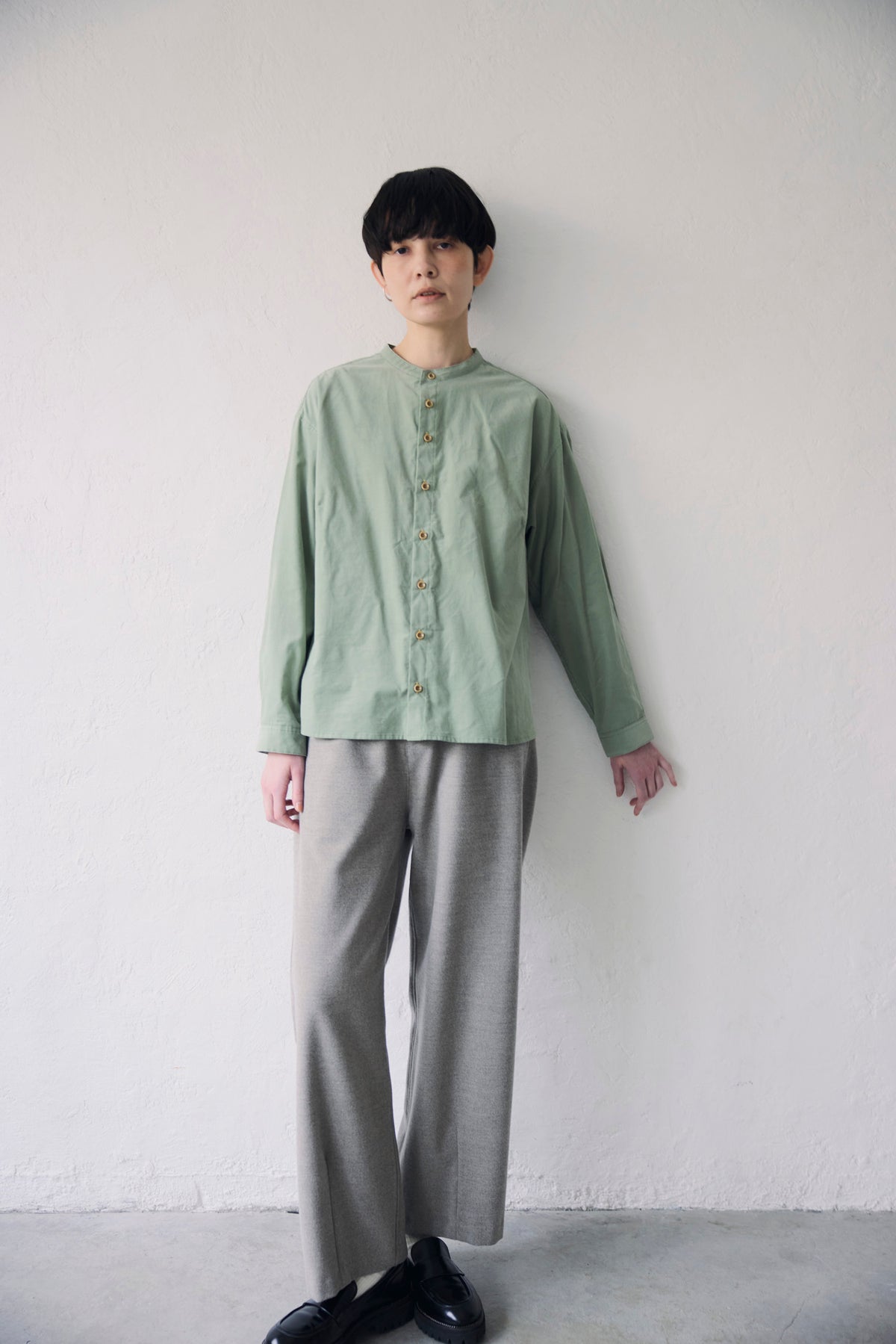 YARRA NEU 裾ダーツ微起毛パンツ NU-5655-440