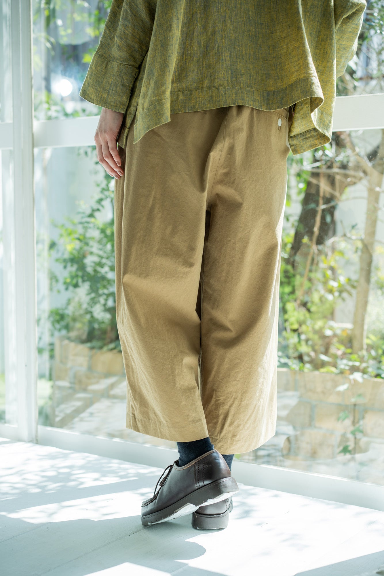 YARRA 9分丈たっぷりタックパンツ YR-1445-210