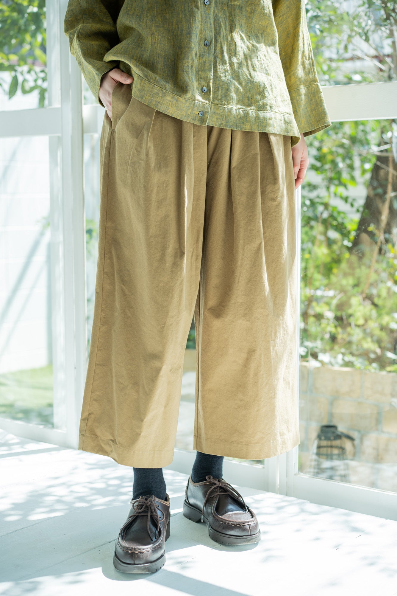 YARRA 9分丈たっぷりタックパンツ YR-1445-210
