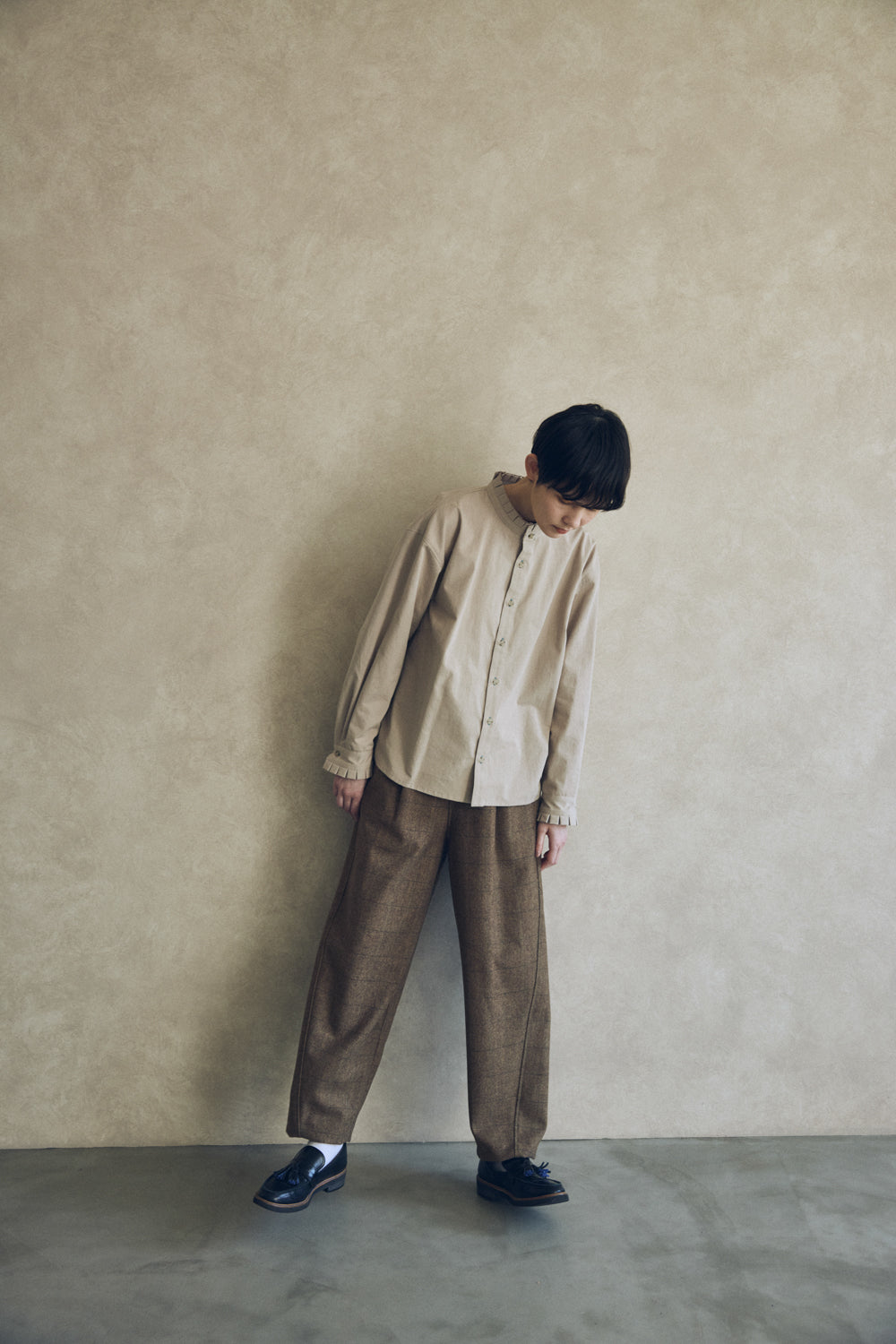 YARRA NEU ヴィンテージワッシャー衿フリルシャツ NU-5553-423