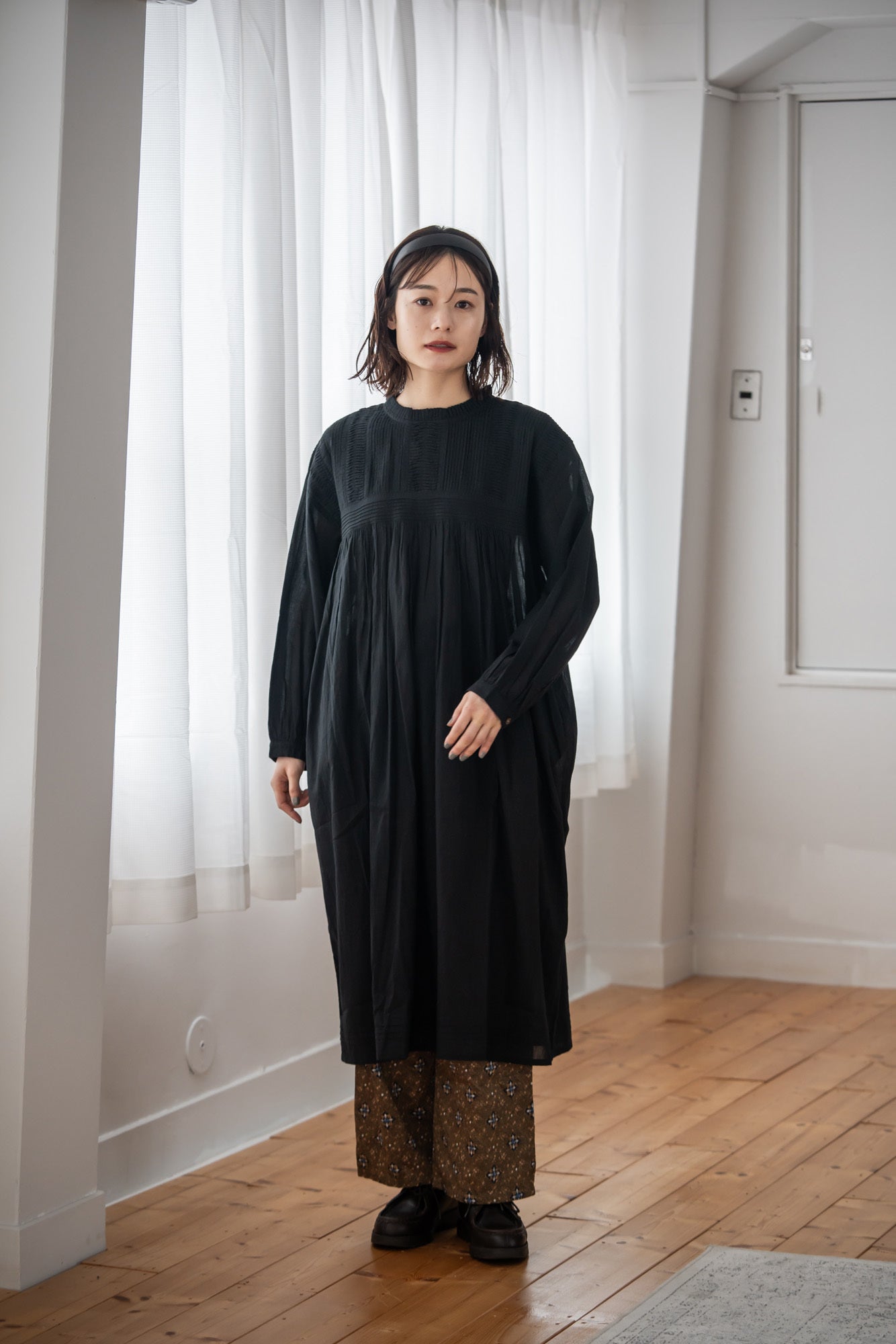 YARRA INDIAフリル衿ピンタックワンピース YR-1544-208