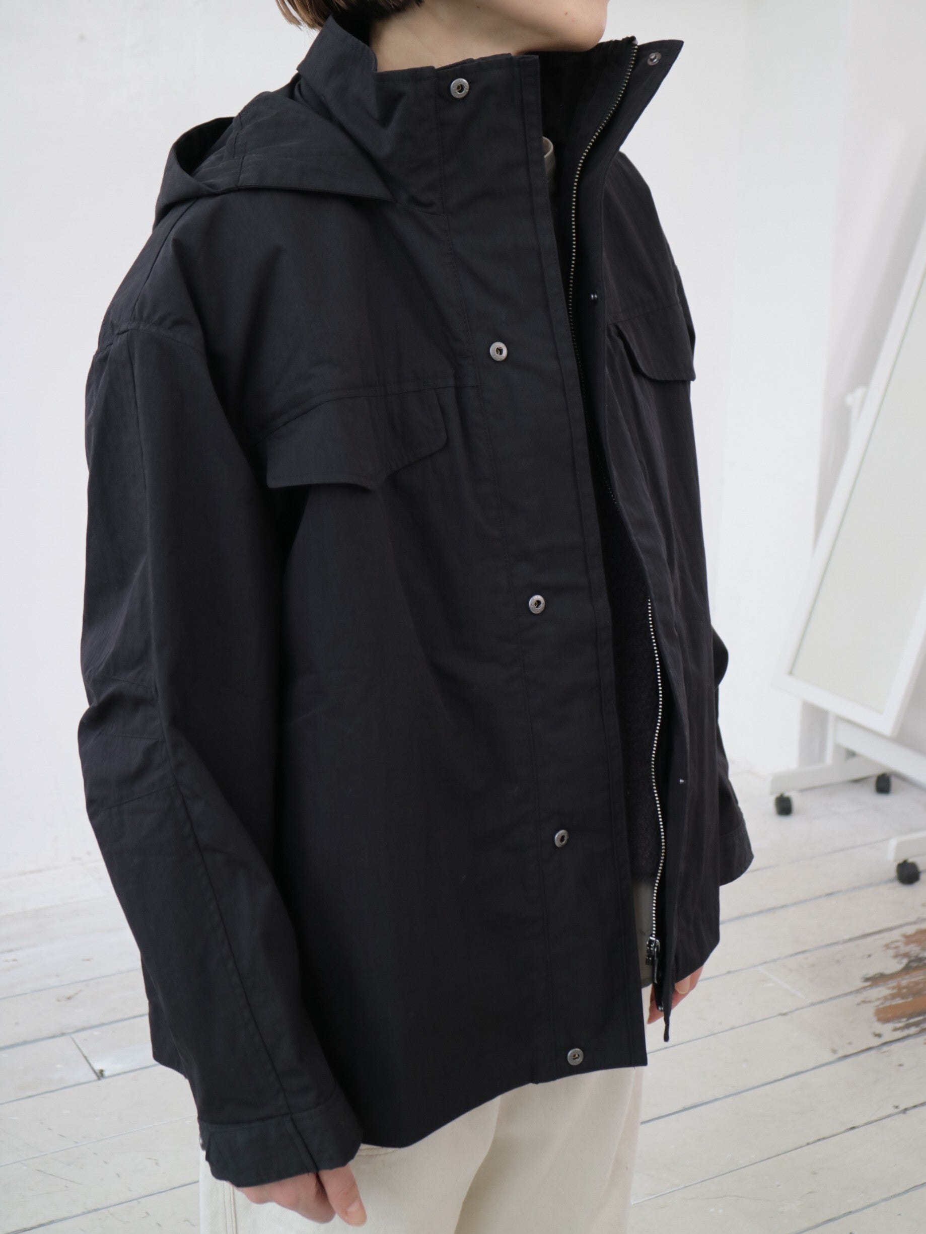 YARRA NEU C/NYフード付ミドルブルゾン NU-5547-413