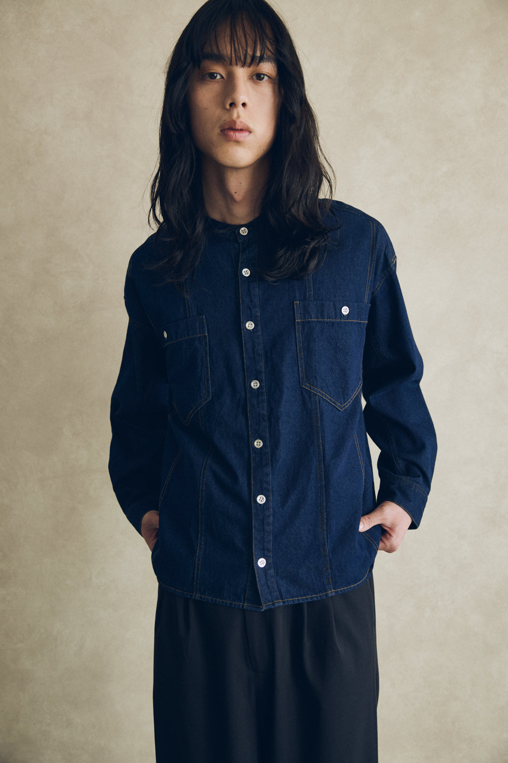 YARRA NEU 胸ポケット加工デニムシャツ NU-5543-410