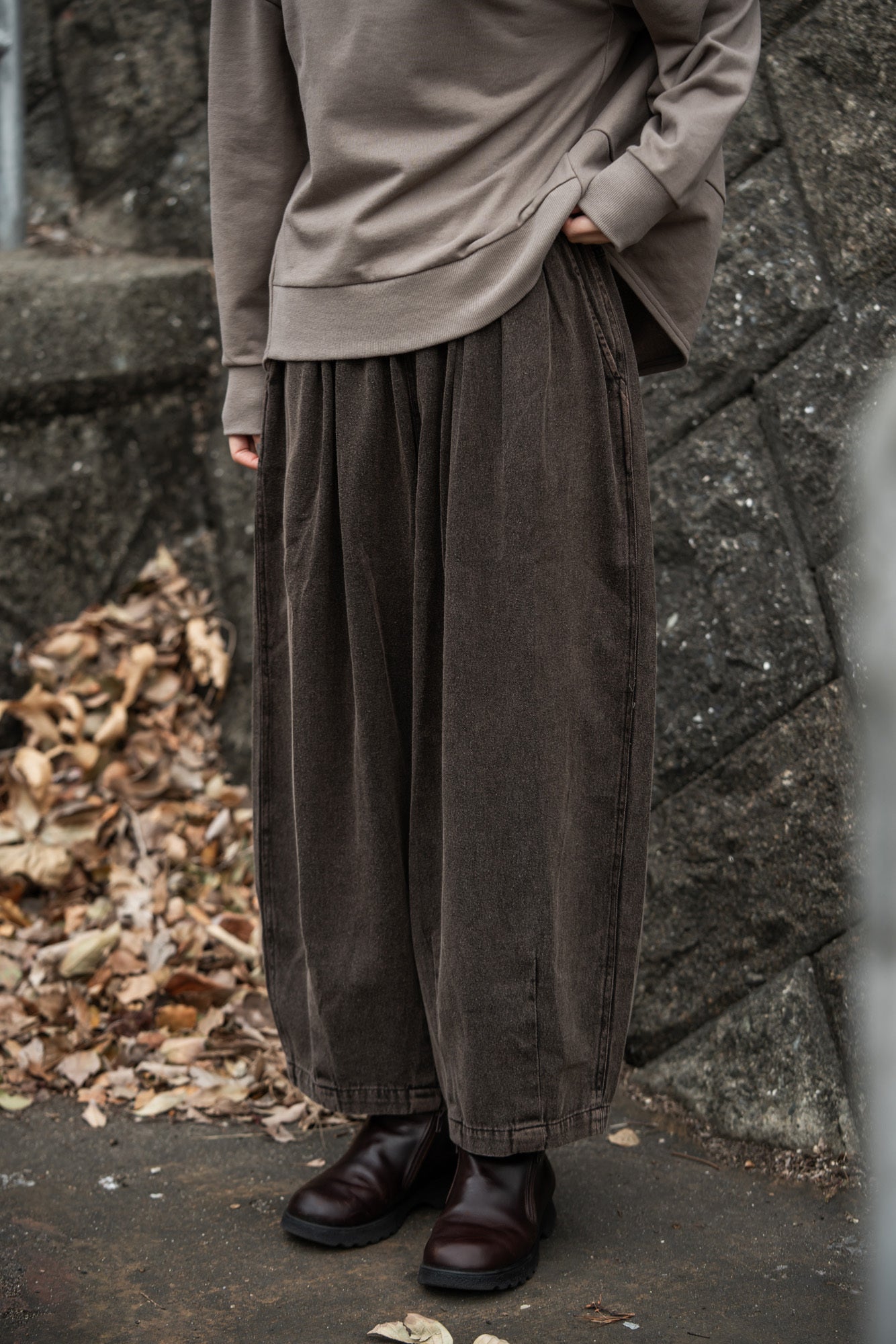 YARRA INDIAエンザイム裾ダーツパンツ YR-1545-235