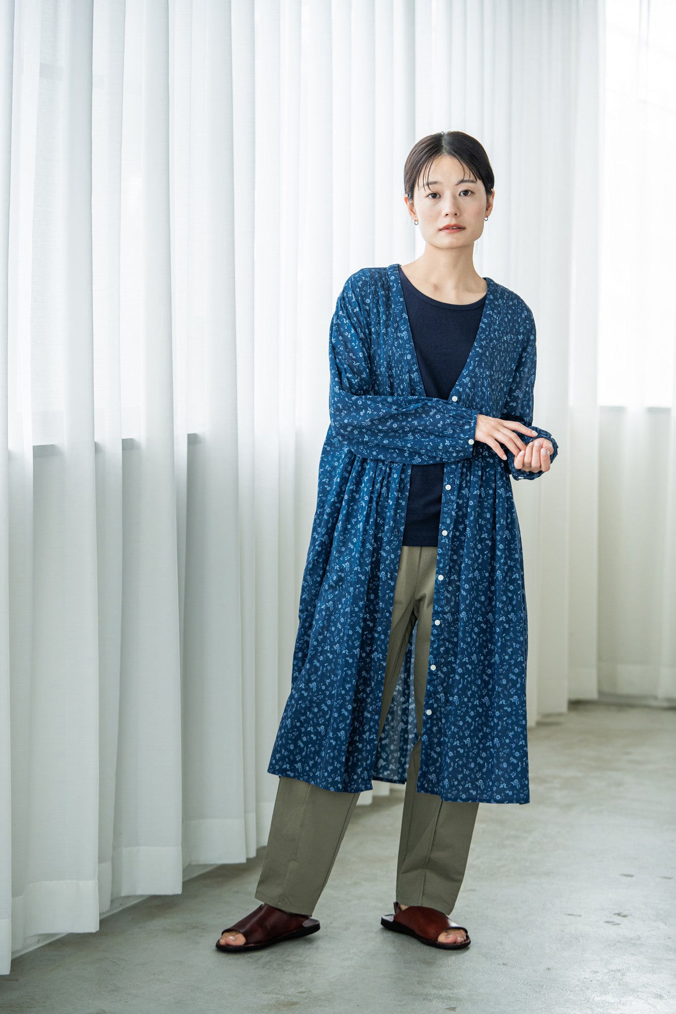 YARRA バックサテンスリムパンツ YR-1415-210