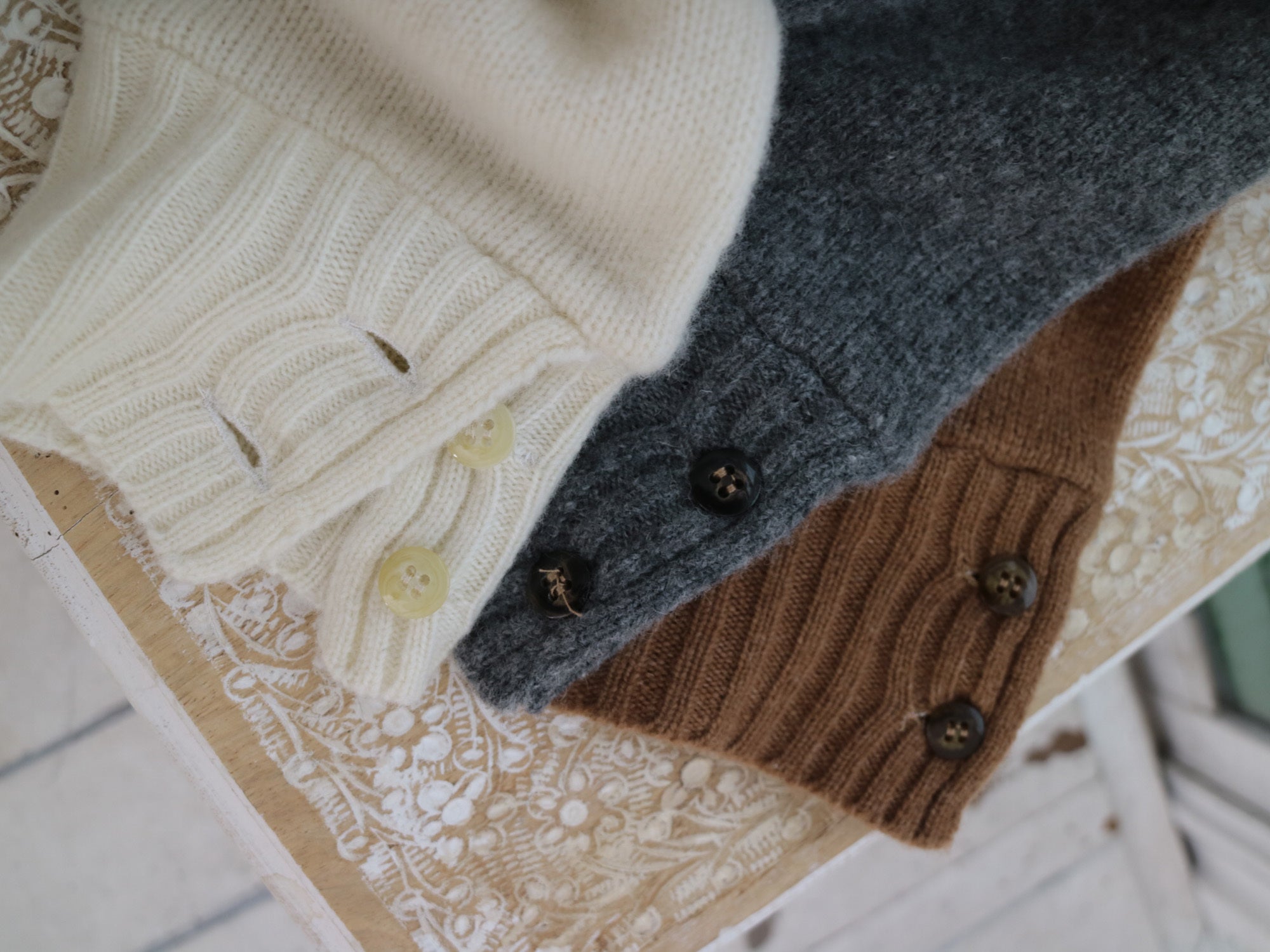 YARRA ハイネックニットプルオーバー YR-1552-276