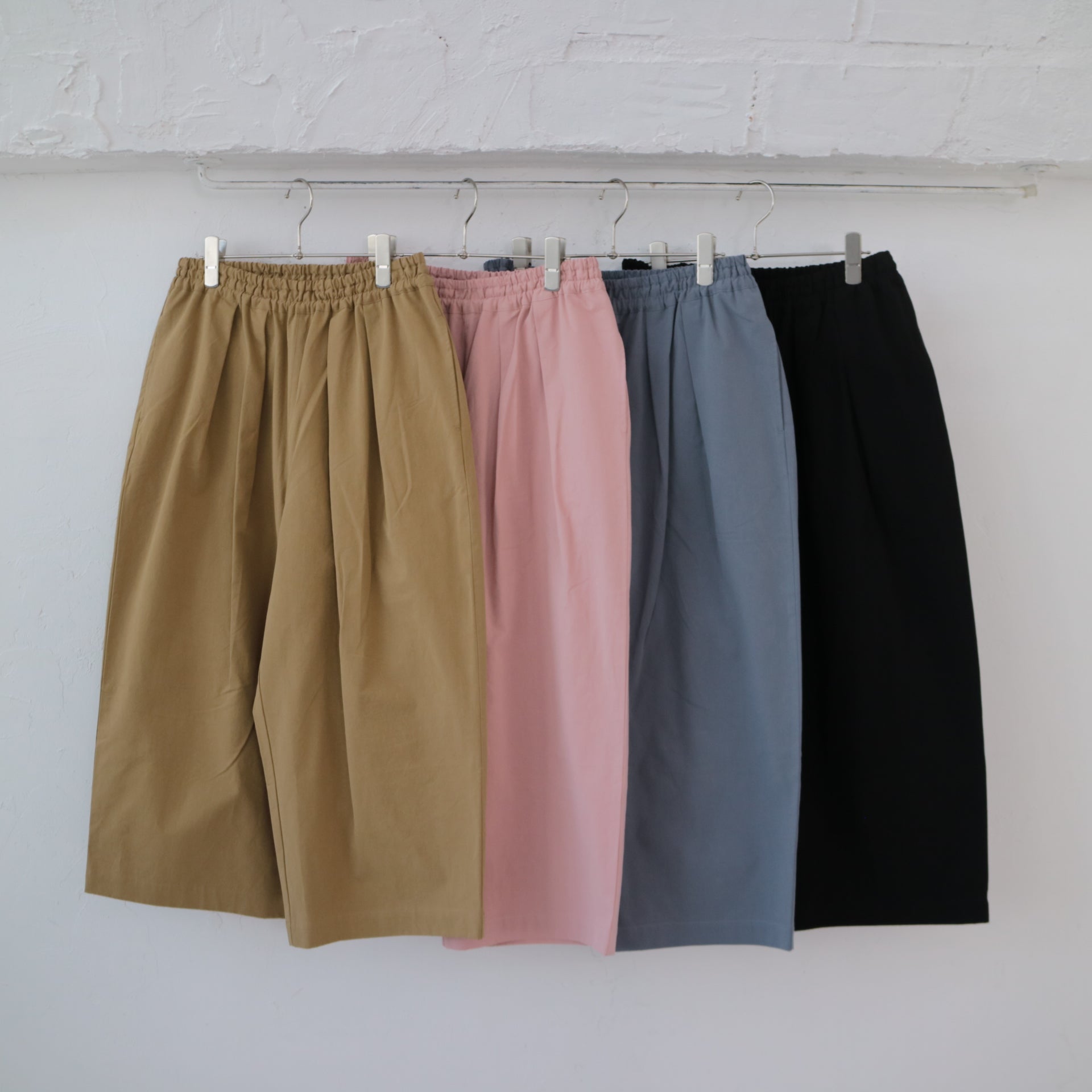 YARRA 9分丈たっぷりタックパンツ YR-1445-210