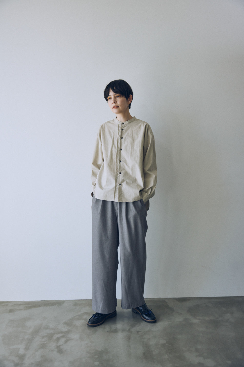 YARRA NEU ウールブレンドスラックスパンツ NU-5545-411