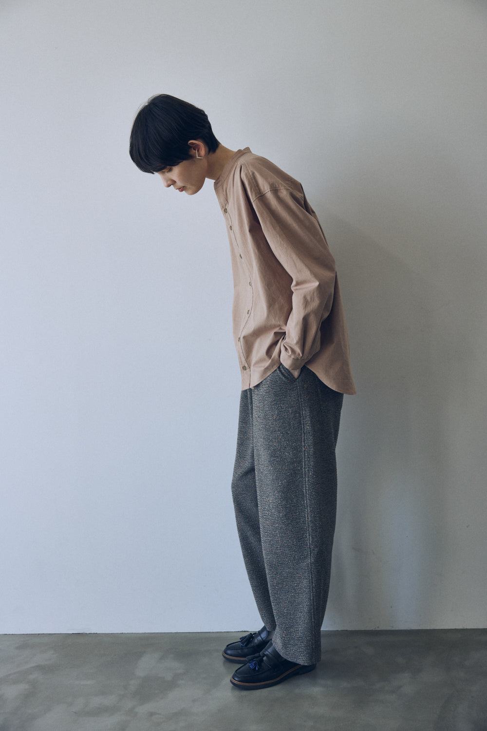 YARRA NEU 綿ウールスキッパーネックシャツ NU-5553-422