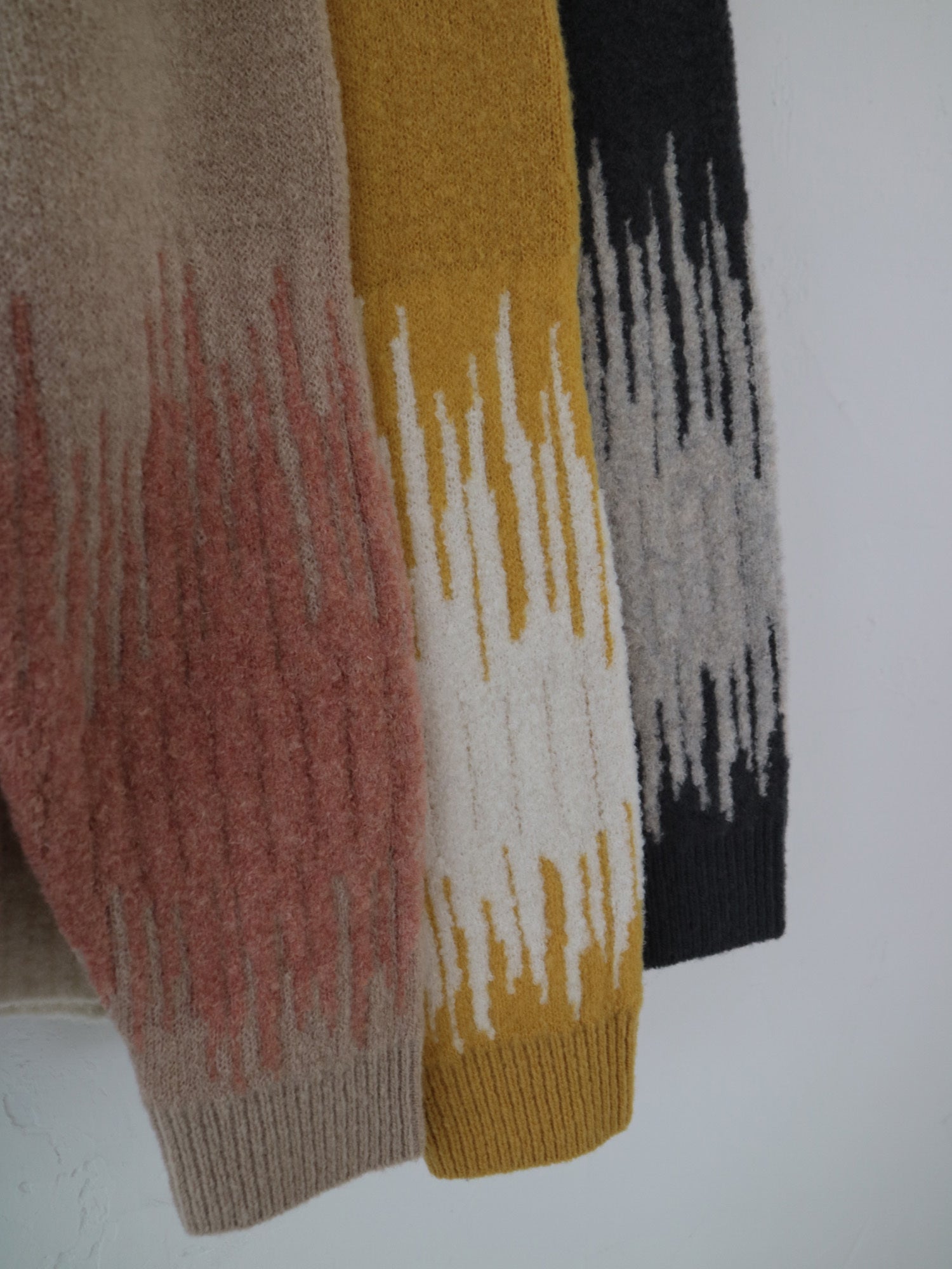 YARRA NEU コンビJQDニットプルオーバー NU-5552-421