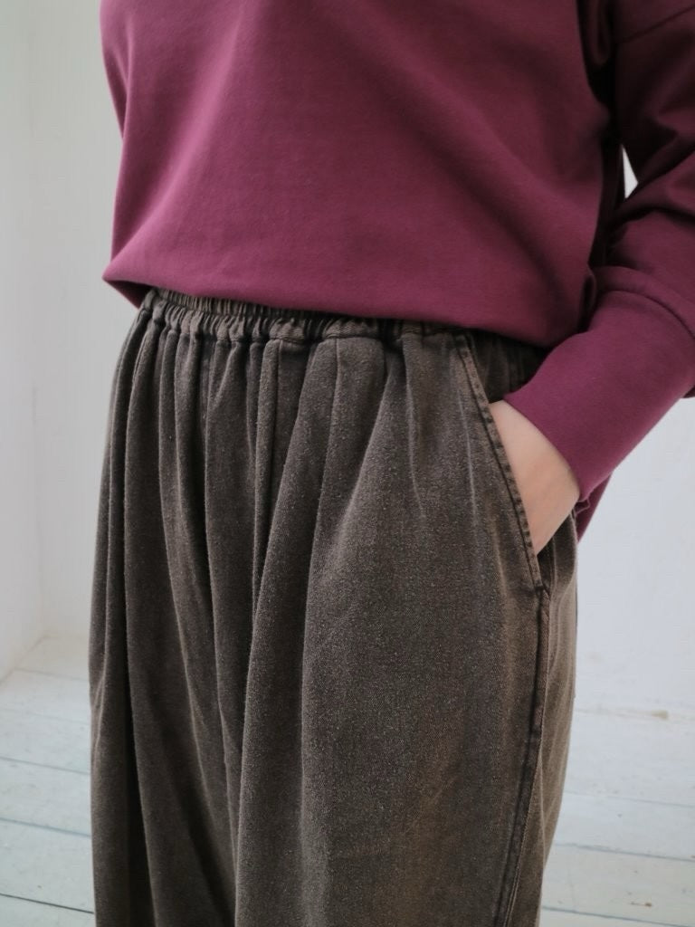 YARRA INDIAエンザイム裾ダーツパンツ YR-1545-235