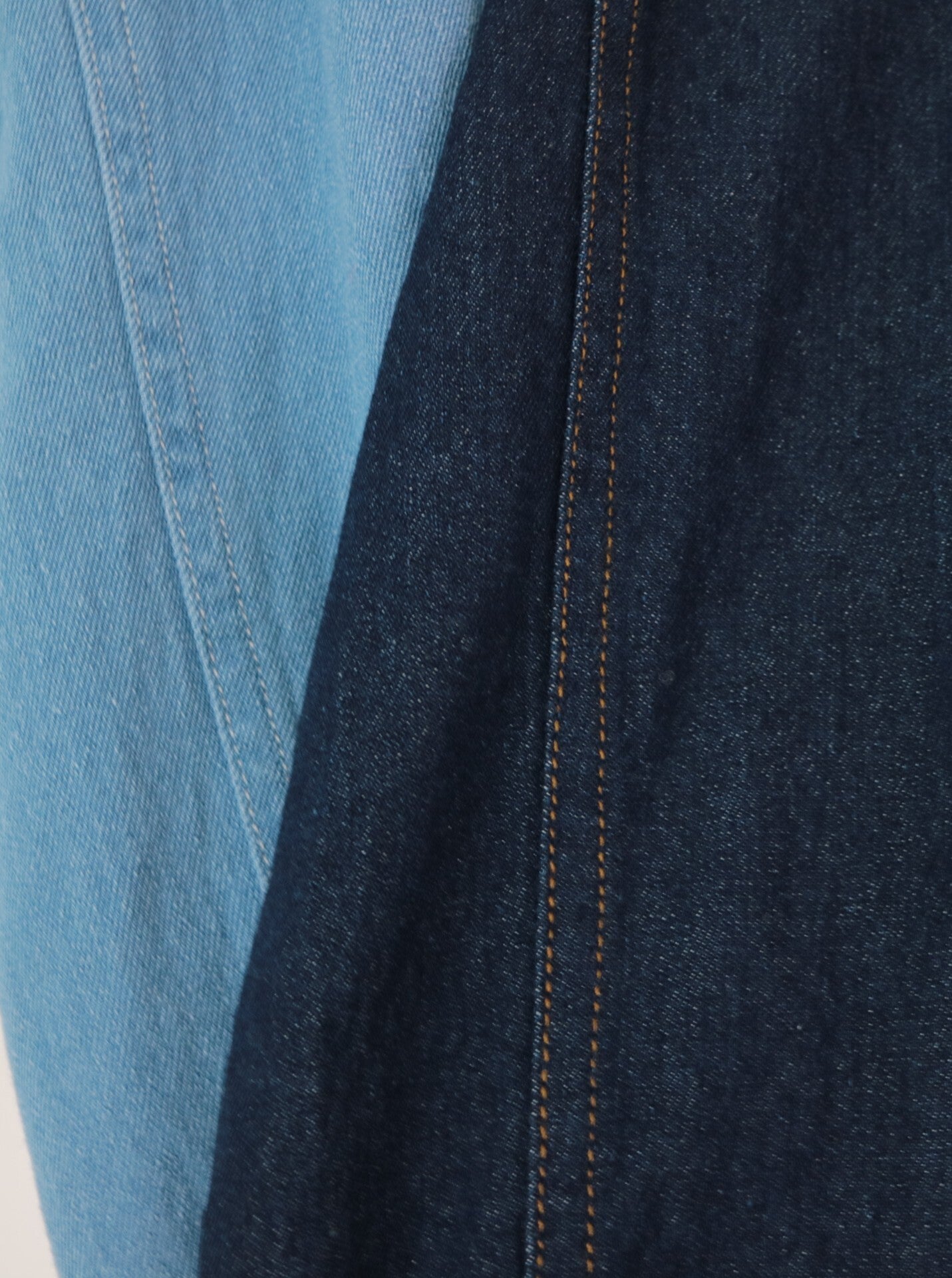 YARRA NEU 胸ポケット加工デニムシャツ NU-5543-410