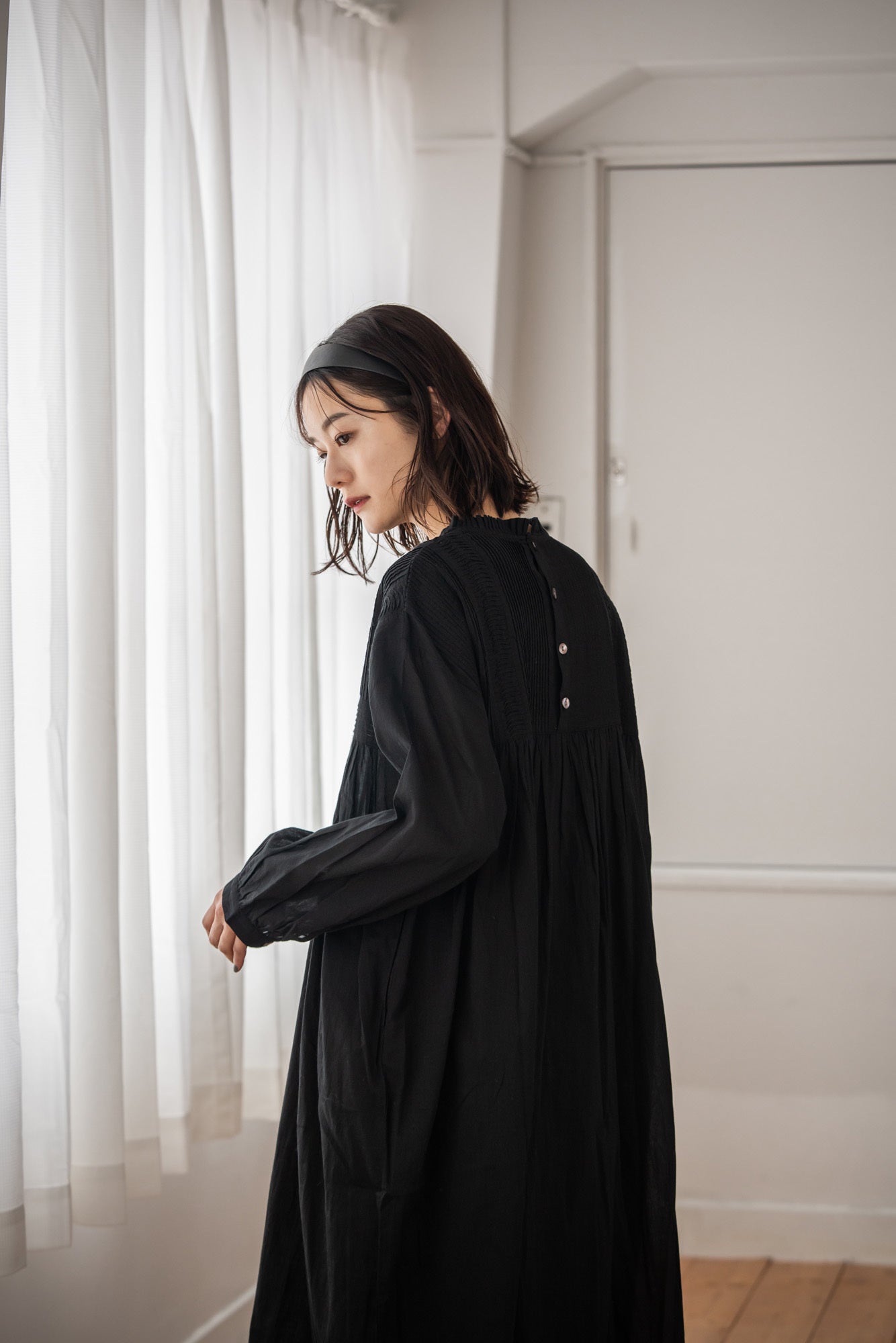 YARRA INDIAフリル衿ピンタックワンピース YR-1544-208