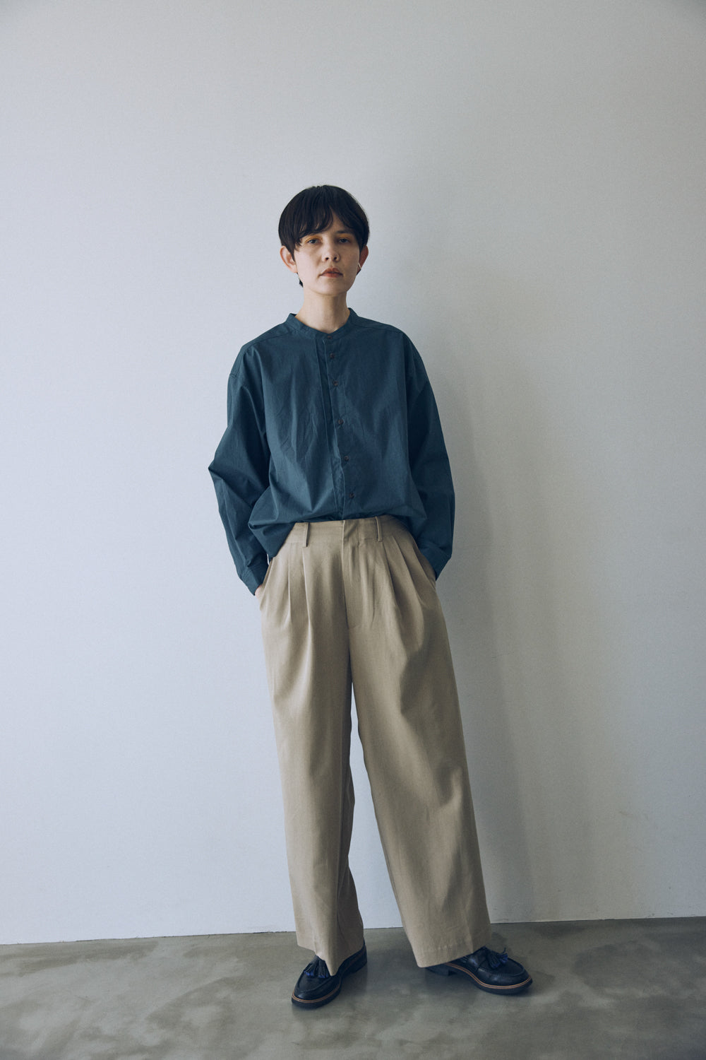 YARRA NEU ウールブレンドスラックスパンツ NU-5545-411