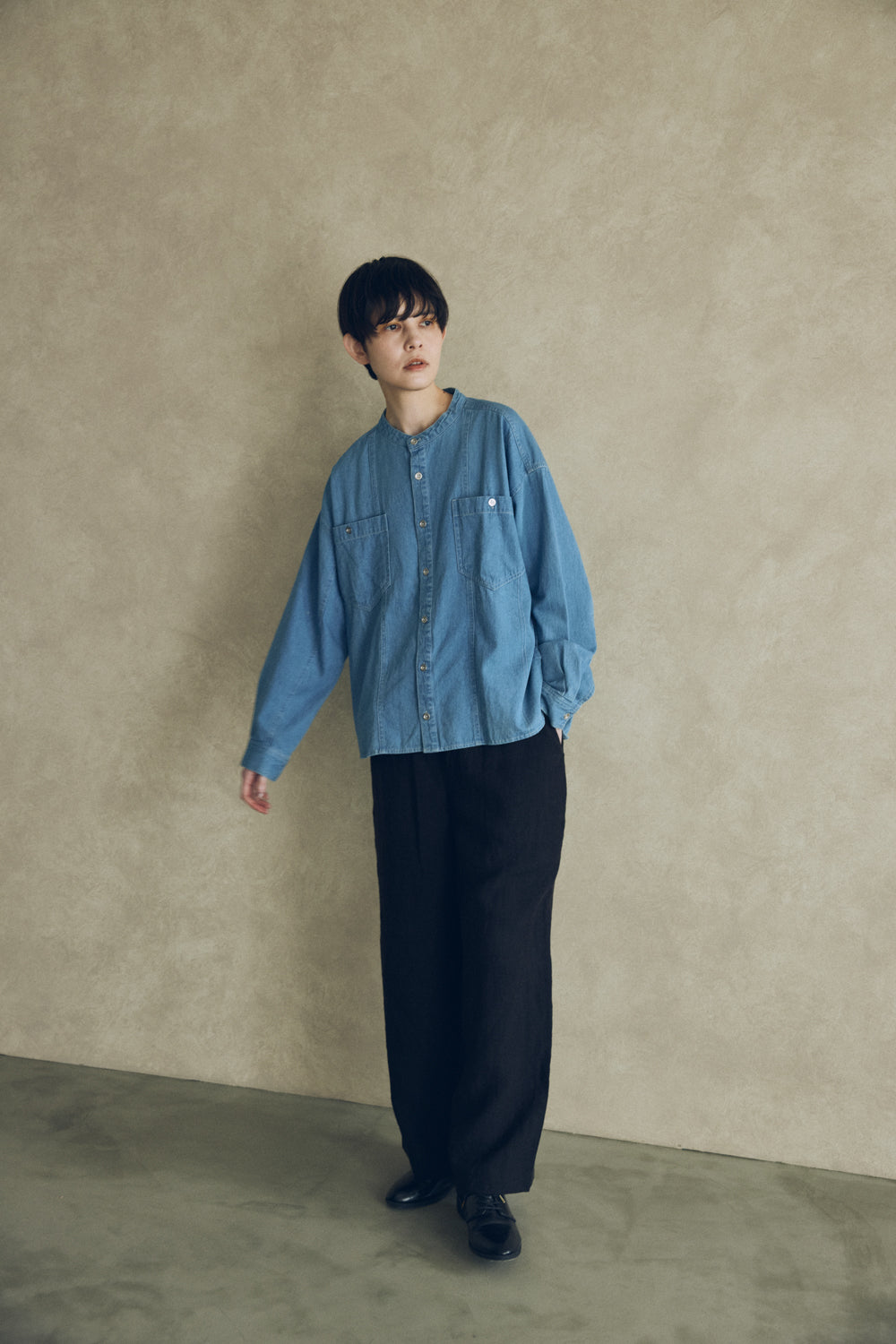 YARRA NEU 胸ポケット加工デニムシャツ NU-5543-410