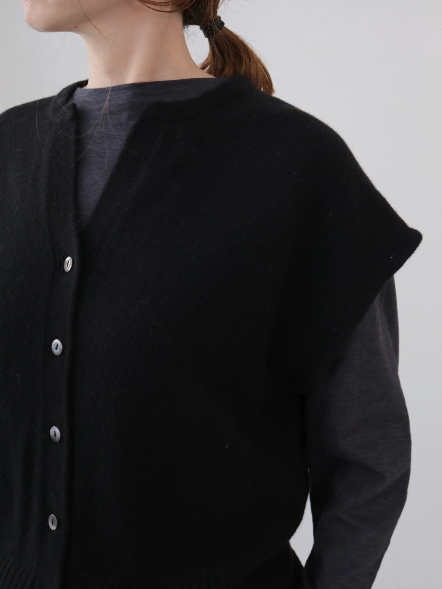 doux bleu バックタック ニットベスト DB-2558-046