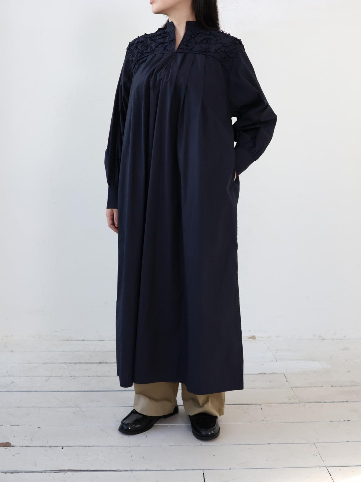 doux bleu ドットスモッキング カフタンワンピース DB-2644-030