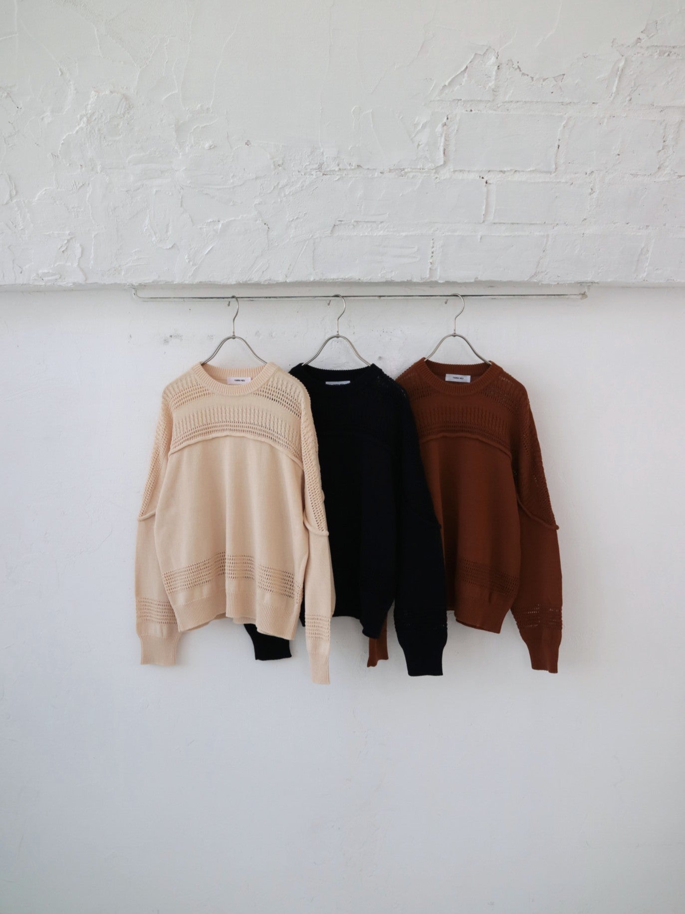 YARRA NEU 透かし編みヨークニットプルオーバー NU-5612-407