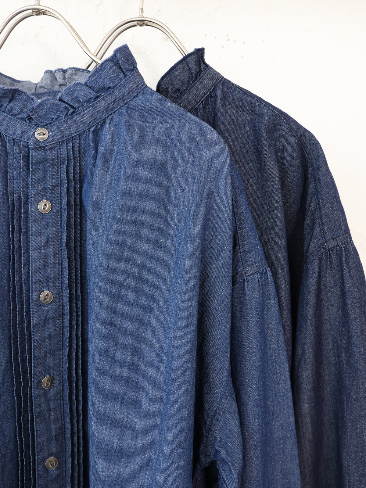 YARRA NEU 4.5ozデニム衿フリルシャツ NU-5653-437