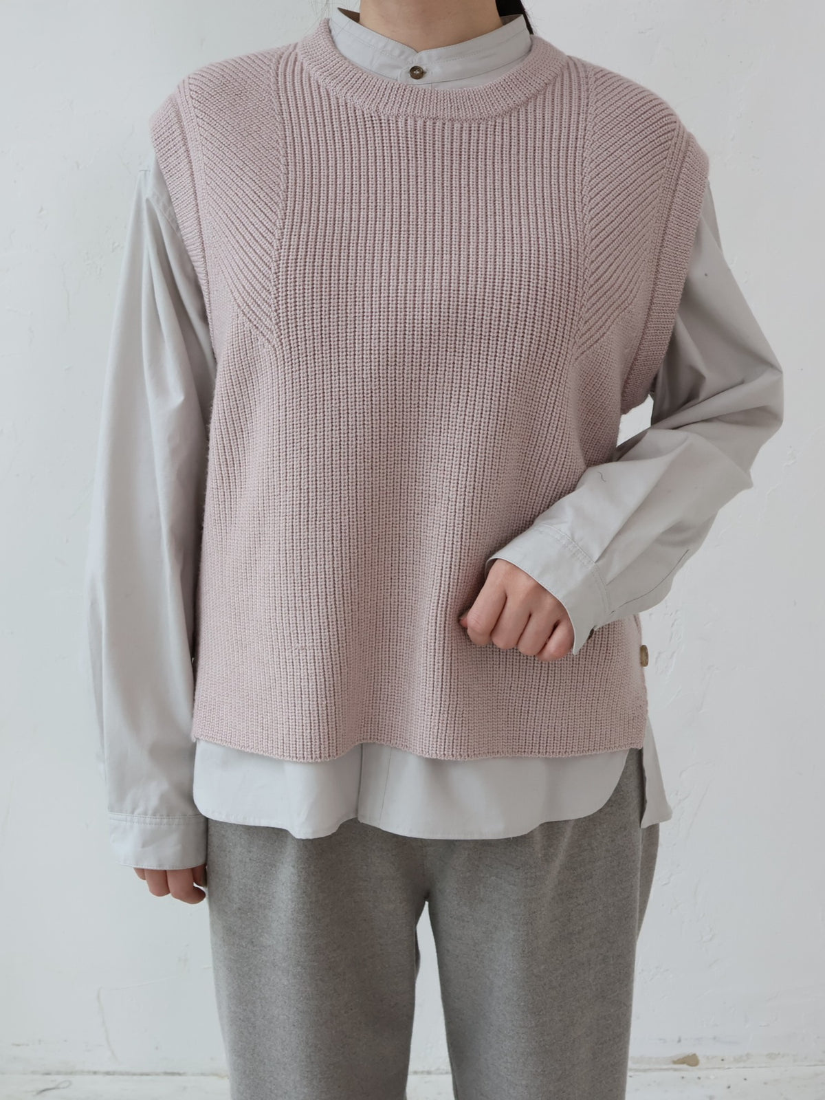 YARRA NEU メリノウール畔編みニットベスト NU-5658-433