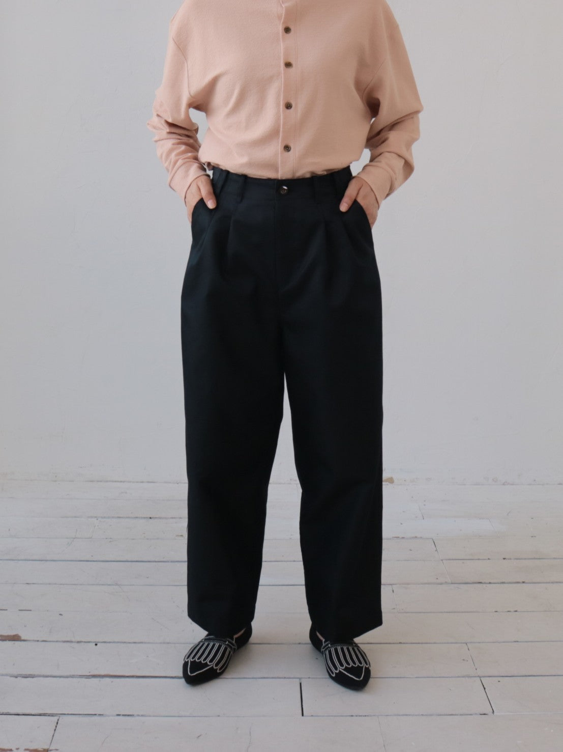 YARRA NEU C/Tシャンブレーギャバパンツ NU-5615-421